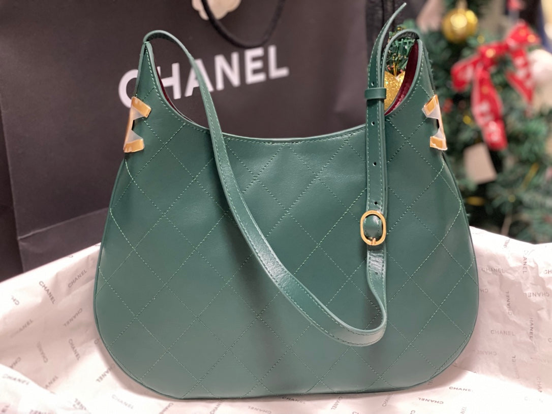 Chanel 2026 AS6478 Hobo Bag Dark Green Lambskin Leather