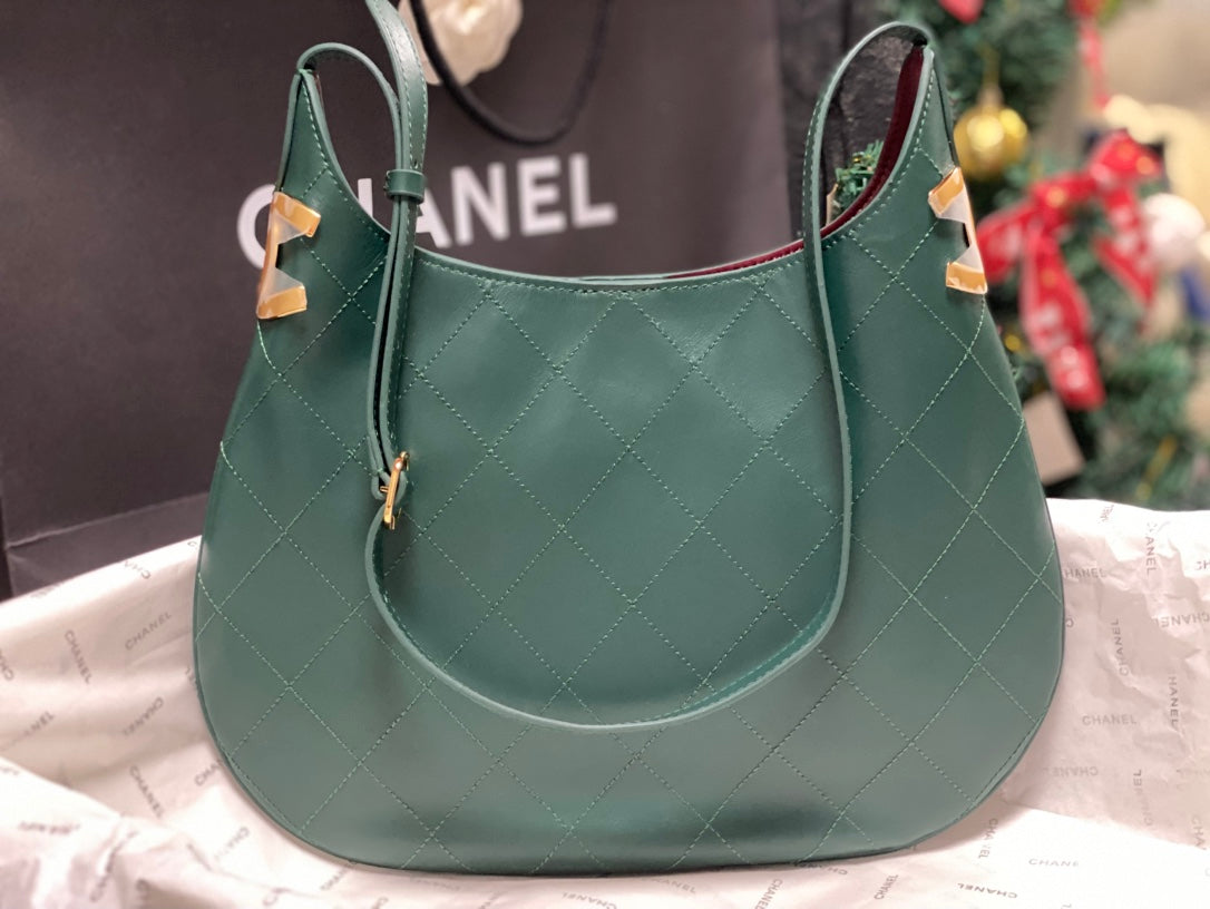 Chanel 2026 AS6478 Hobo Bag Dark Green Lambskin Leather