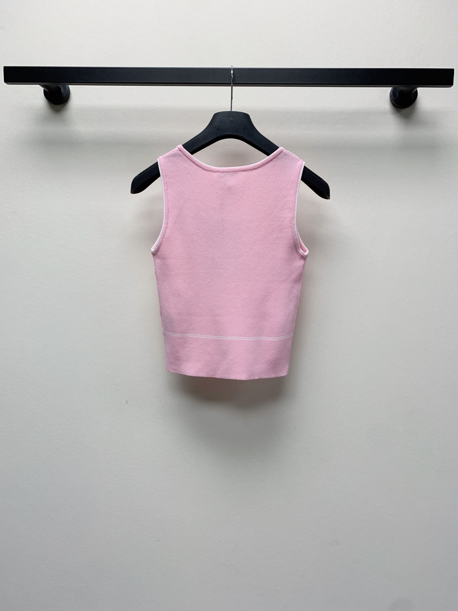 CC 25 Round Neck Knitted Embroidered Logo Vest in Pink 277576