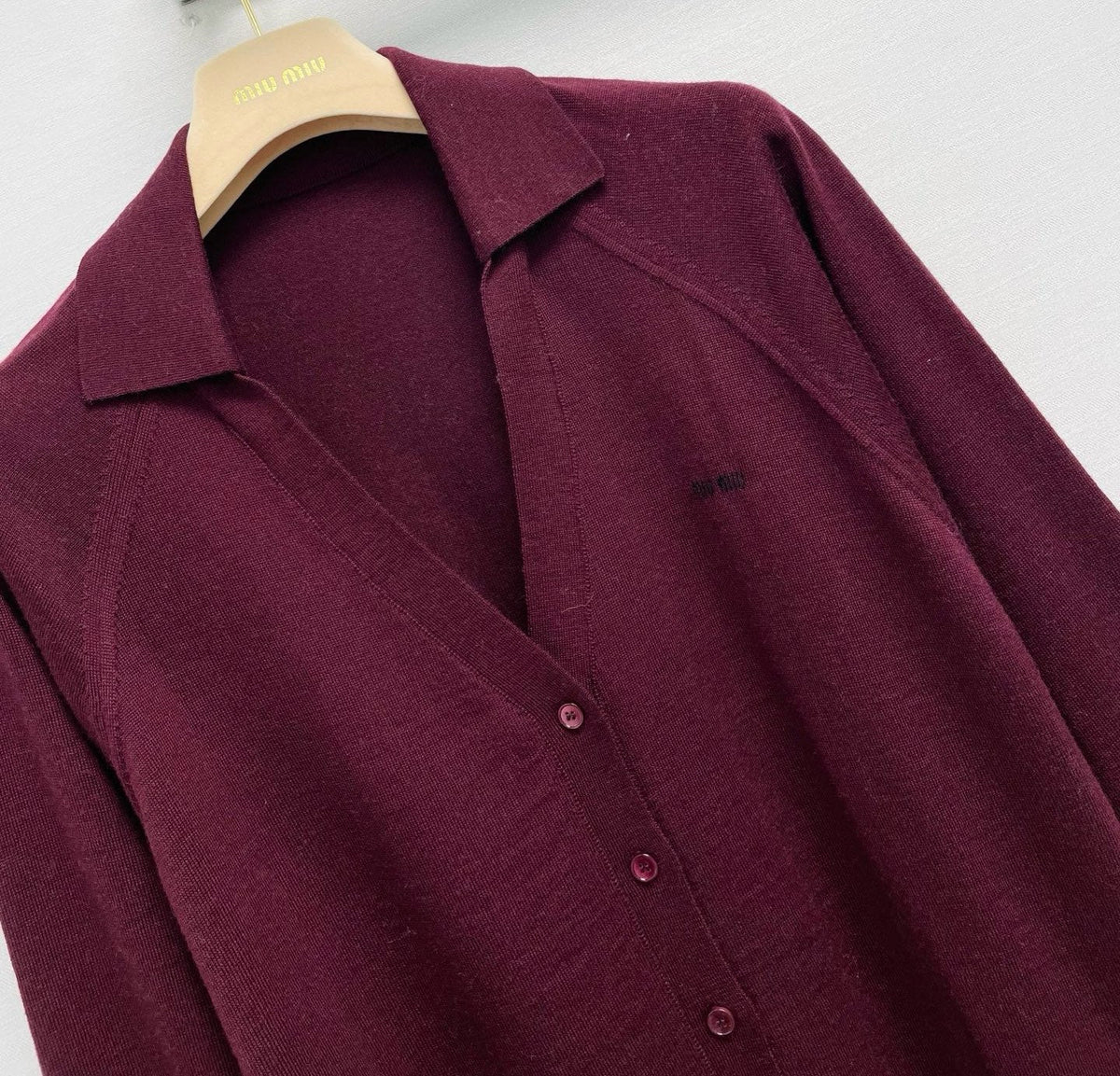 Miu 26s Knit Cardigan Burgundy Cashmere Silk 432691