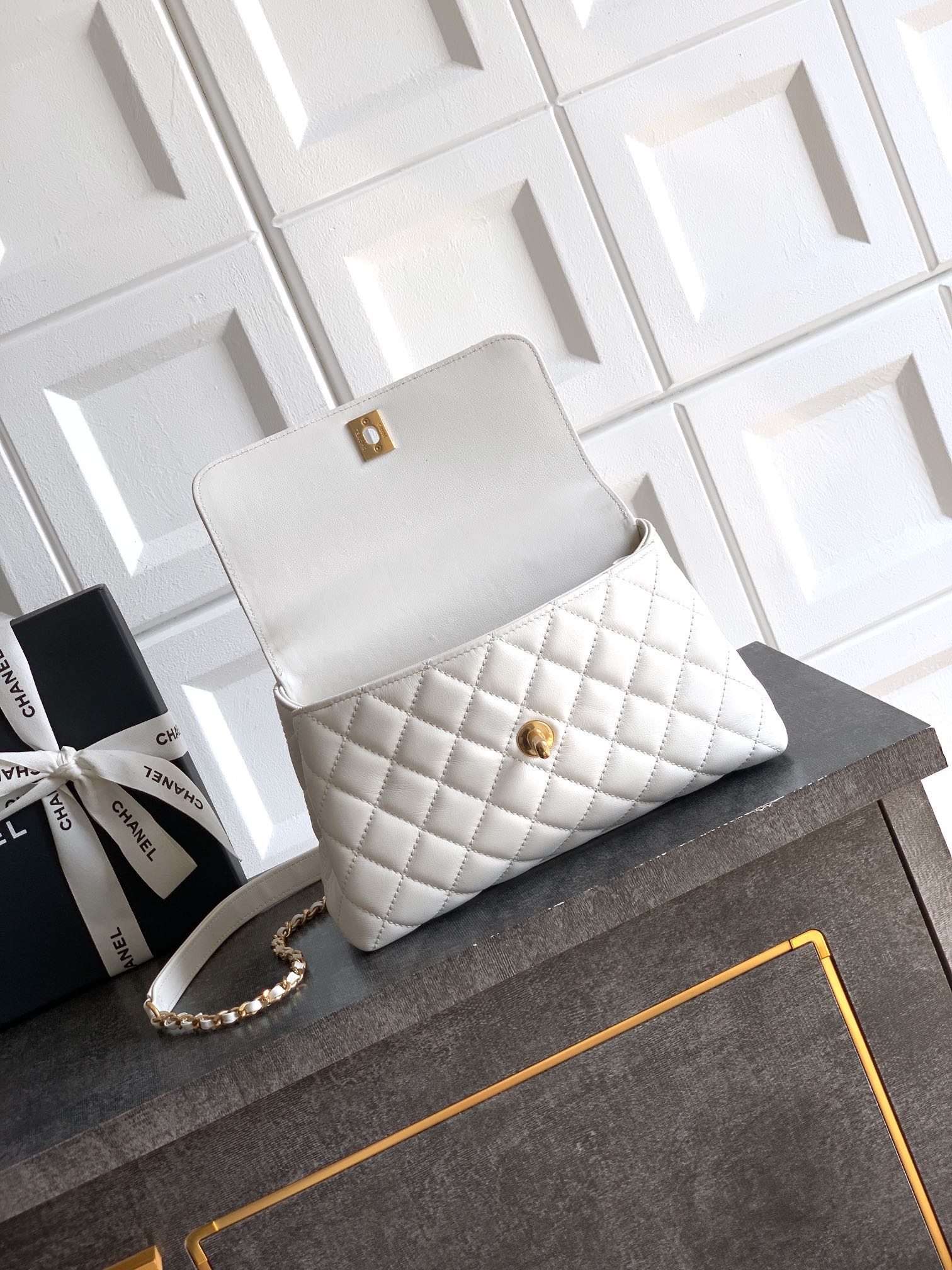 CC Coco Top Handle Bag 23cm White Quited Leather
