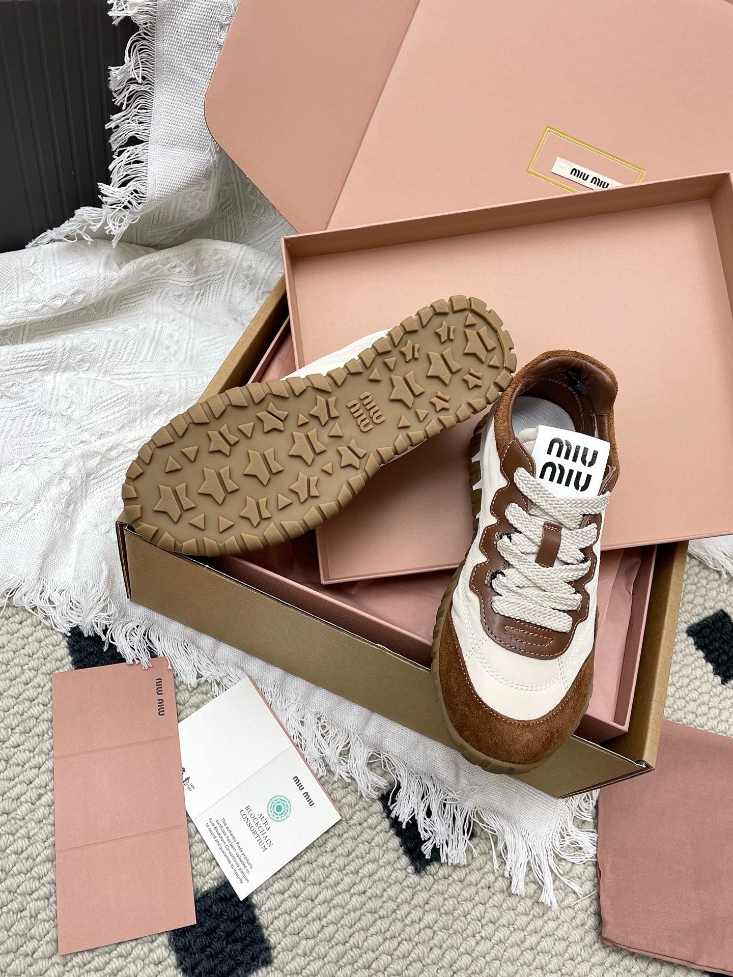Miu Tyre Sneaker Brown White Suede 611341