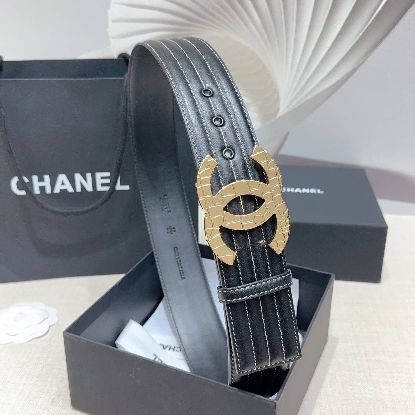 CC Belt 5.0 Wide Gold-Tone CC Buckle Black Cowhide 200098