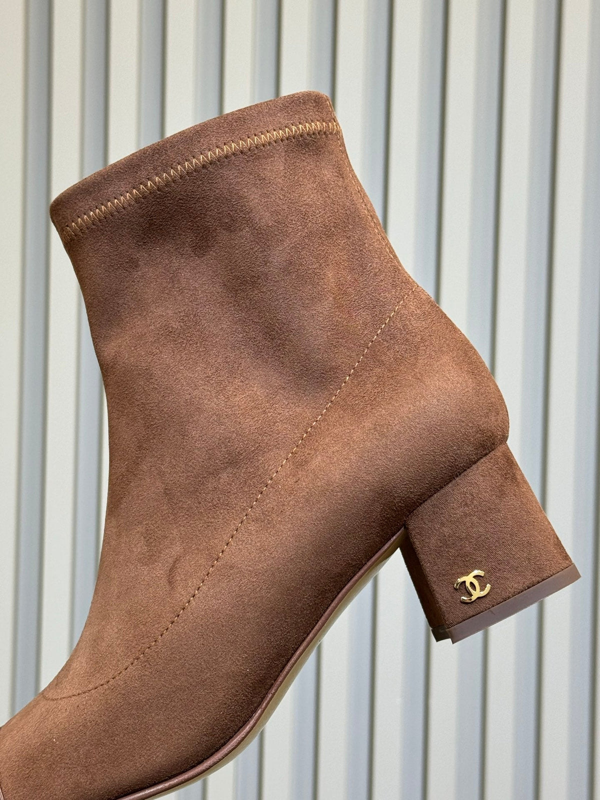 CC 26s Cap-Toe Ankle Boots 5.5cm Brown Suede 150313