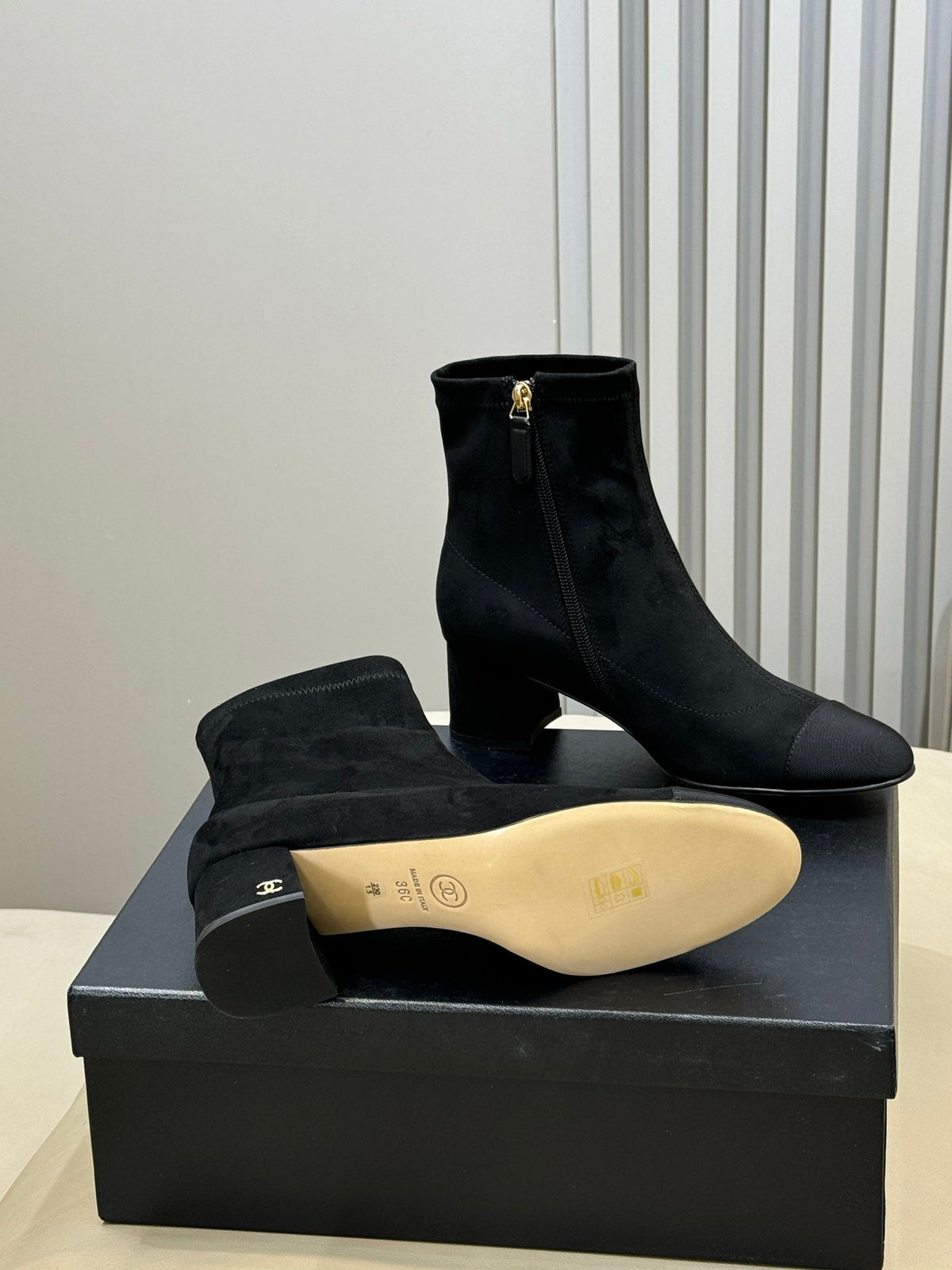 CC 26s Cap-Toe Ankle Boots 5.5cm Black Suede 150312