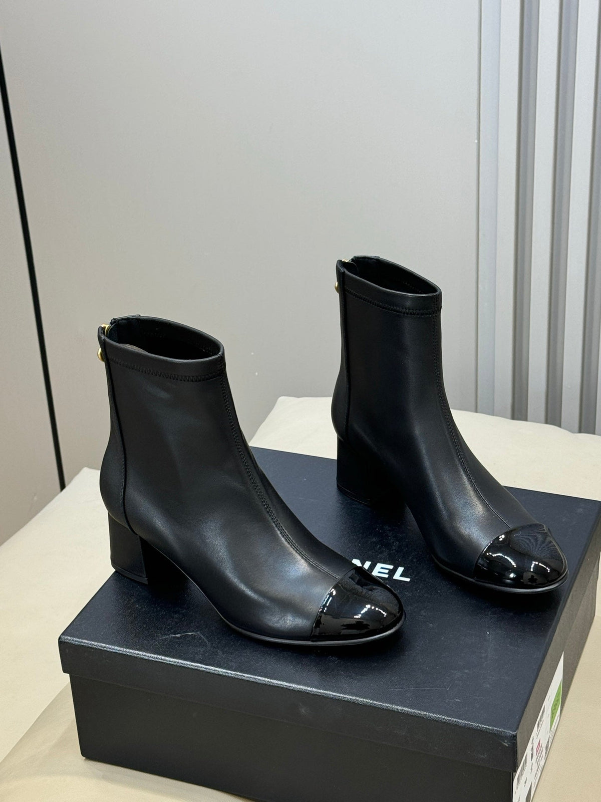 CC 26s Cap-Toe Ankle Boots 5.5cm Black Leather Patent 150314