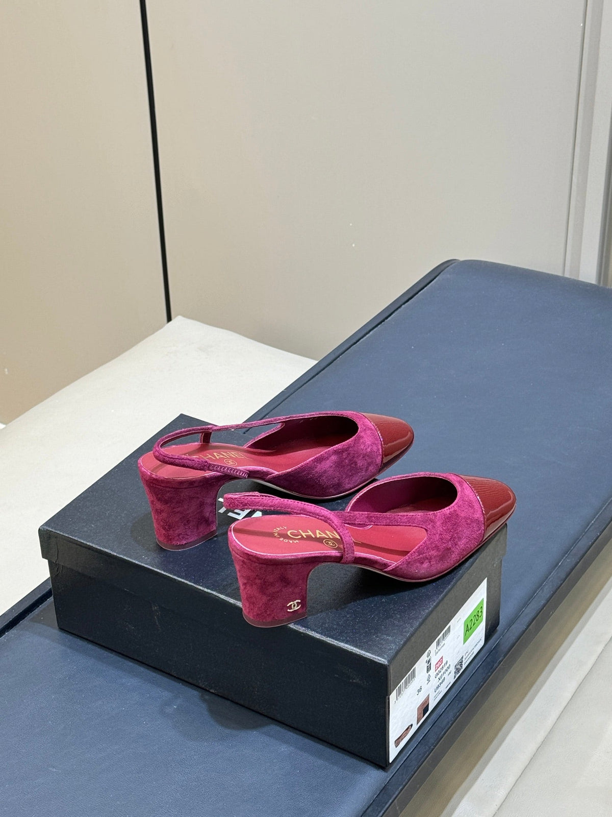 CC 26s Cap-Toe Slingbacks 6.5cm Fuchsia Velvet Patent 150300