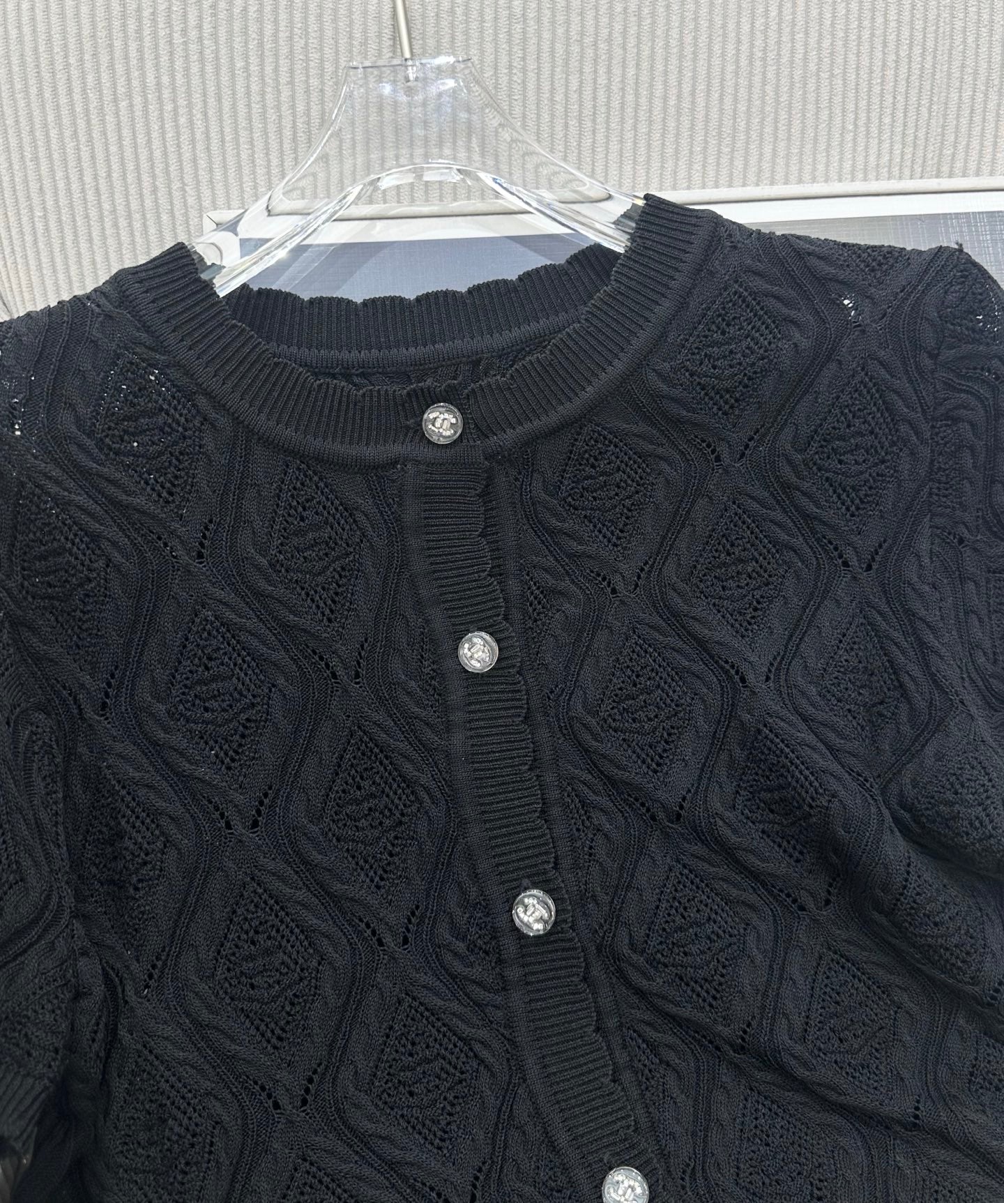 CC 26s Short-Sleeved Cardigan Top Black Tencel Silk 415539