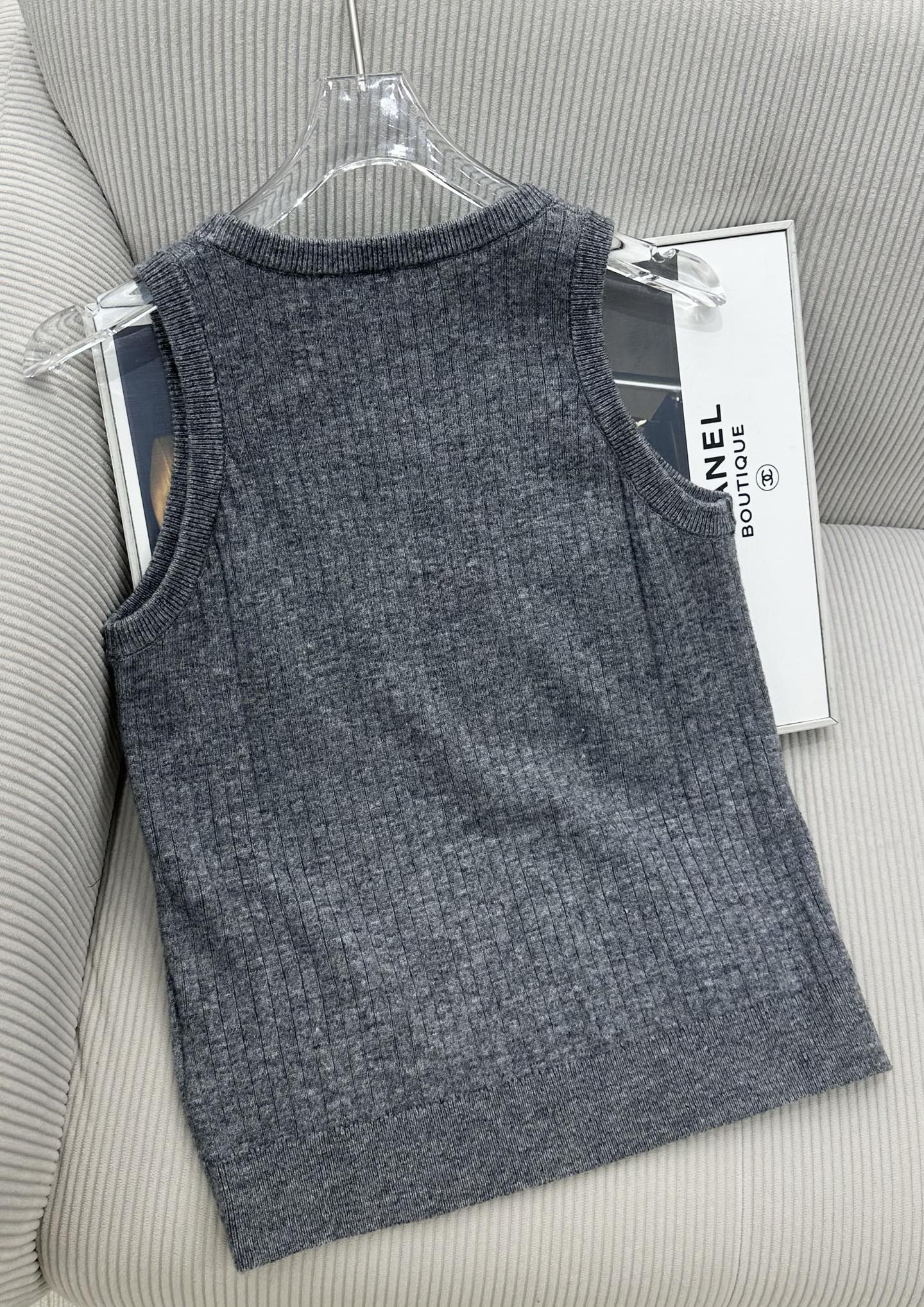 Miu 26s Knitted Vest Top Grey Wool 415564