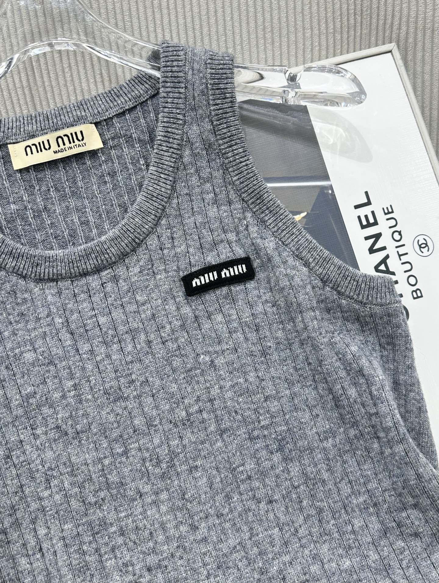 Miu 26s Knitted Vest Top Grey Wool 415564