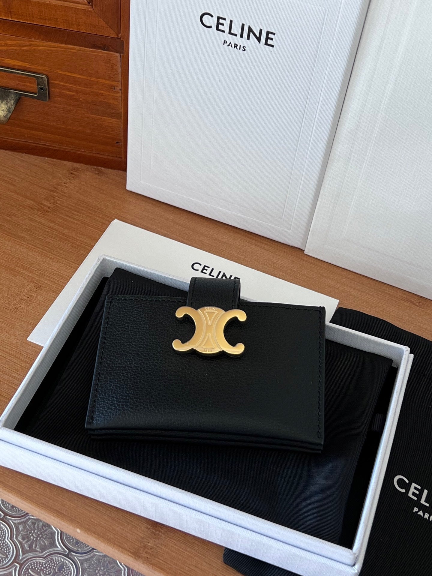 ACCORDEON 10N843 Card Holder Black Grain Cowhide GHW