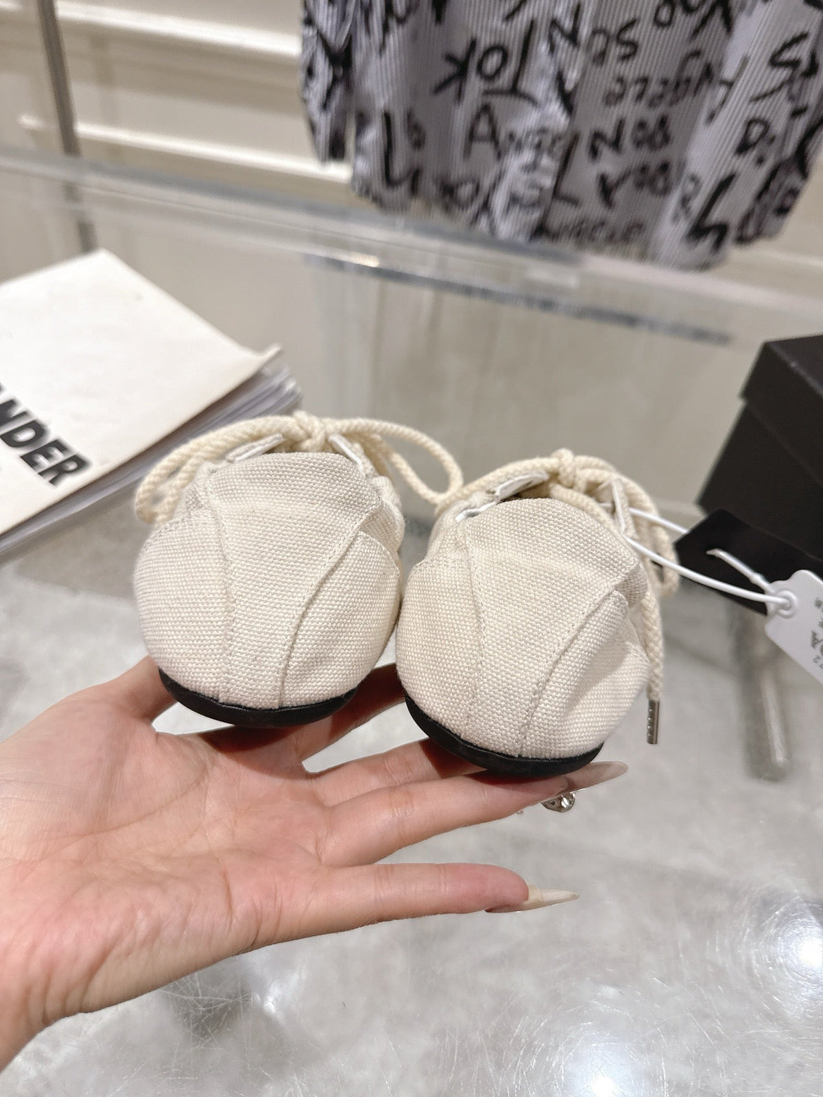 Prada 26S Sneakers White Canvas 148092