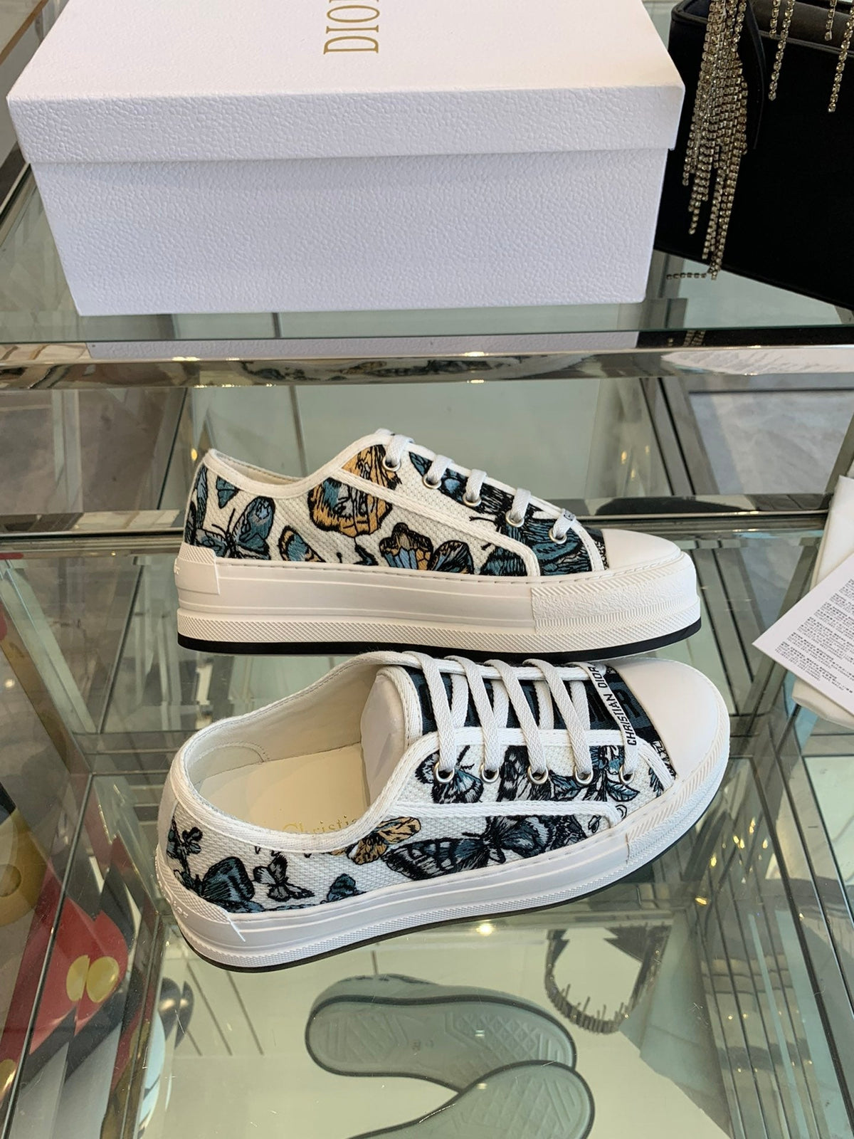 CD Walk'n Platform Sneaker In Colorful Embroidered Fabric
