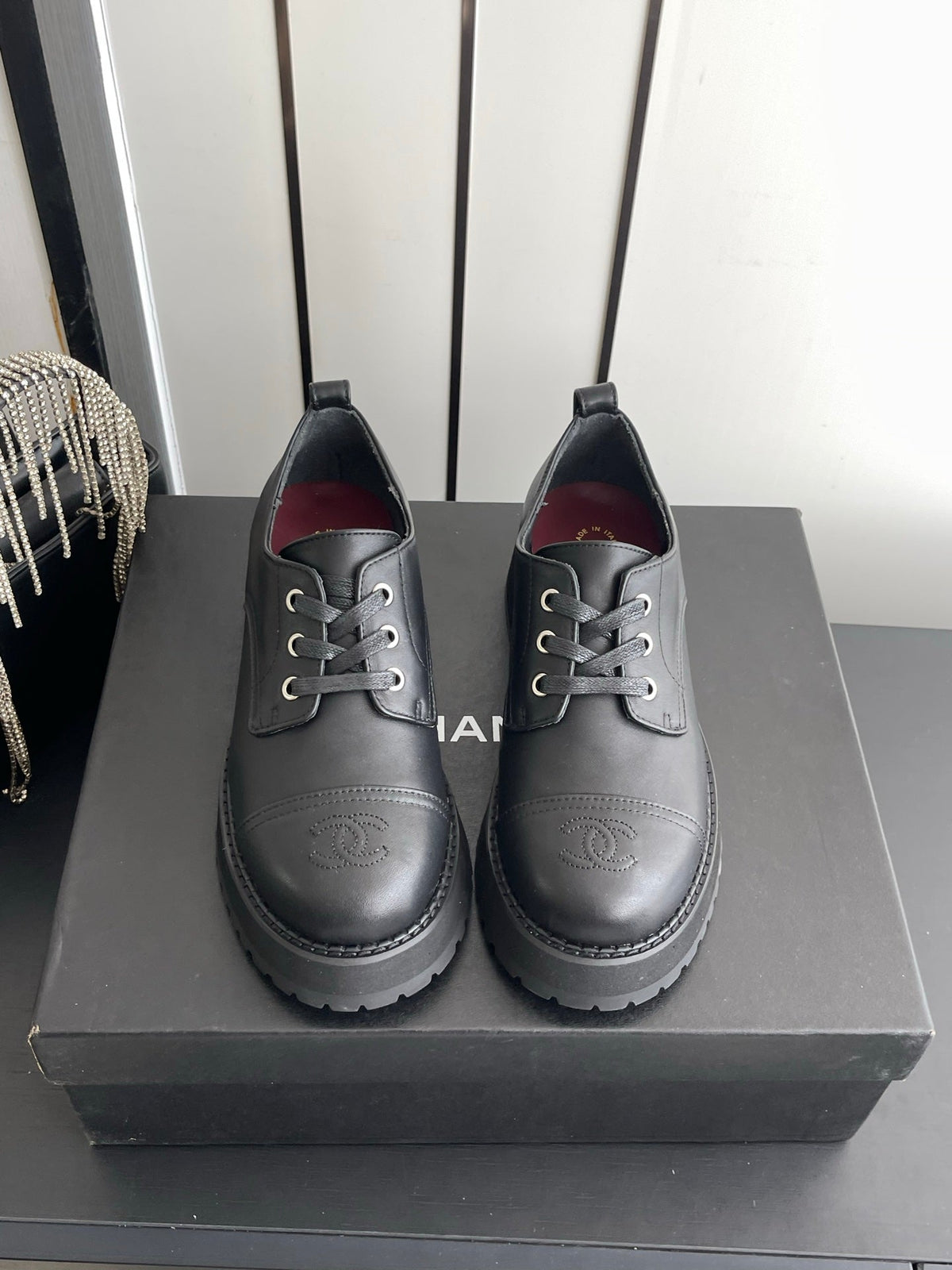 CC 26s Lace Up Oxford Black Leather 110192