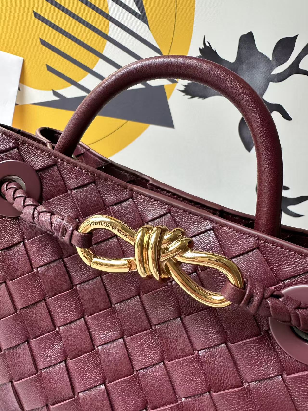 BV Small Andiamo Bag 20cm Burugundy Intrecciato Leather 291445