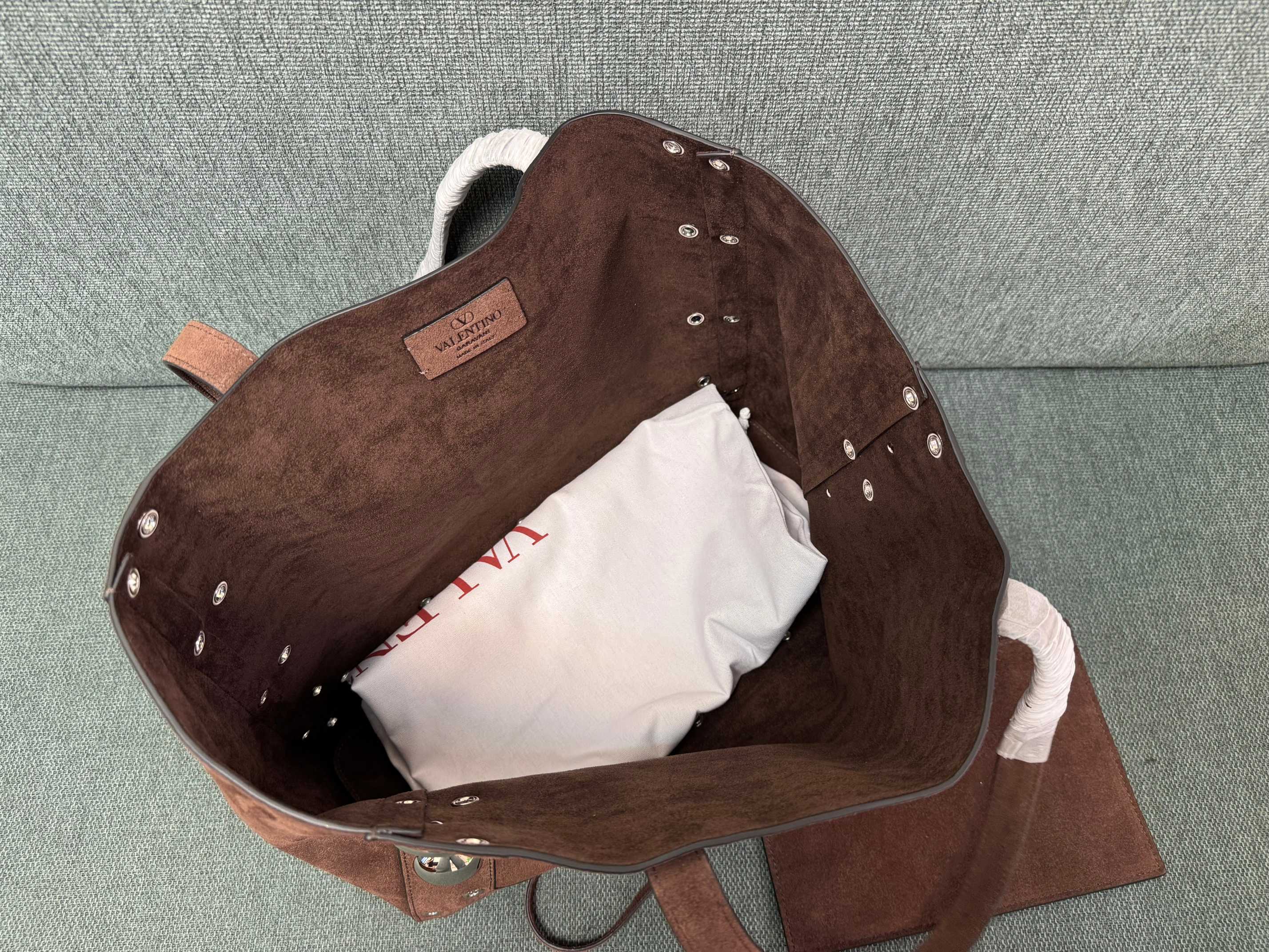 Valentino Garavani tote dark brown suede 555249