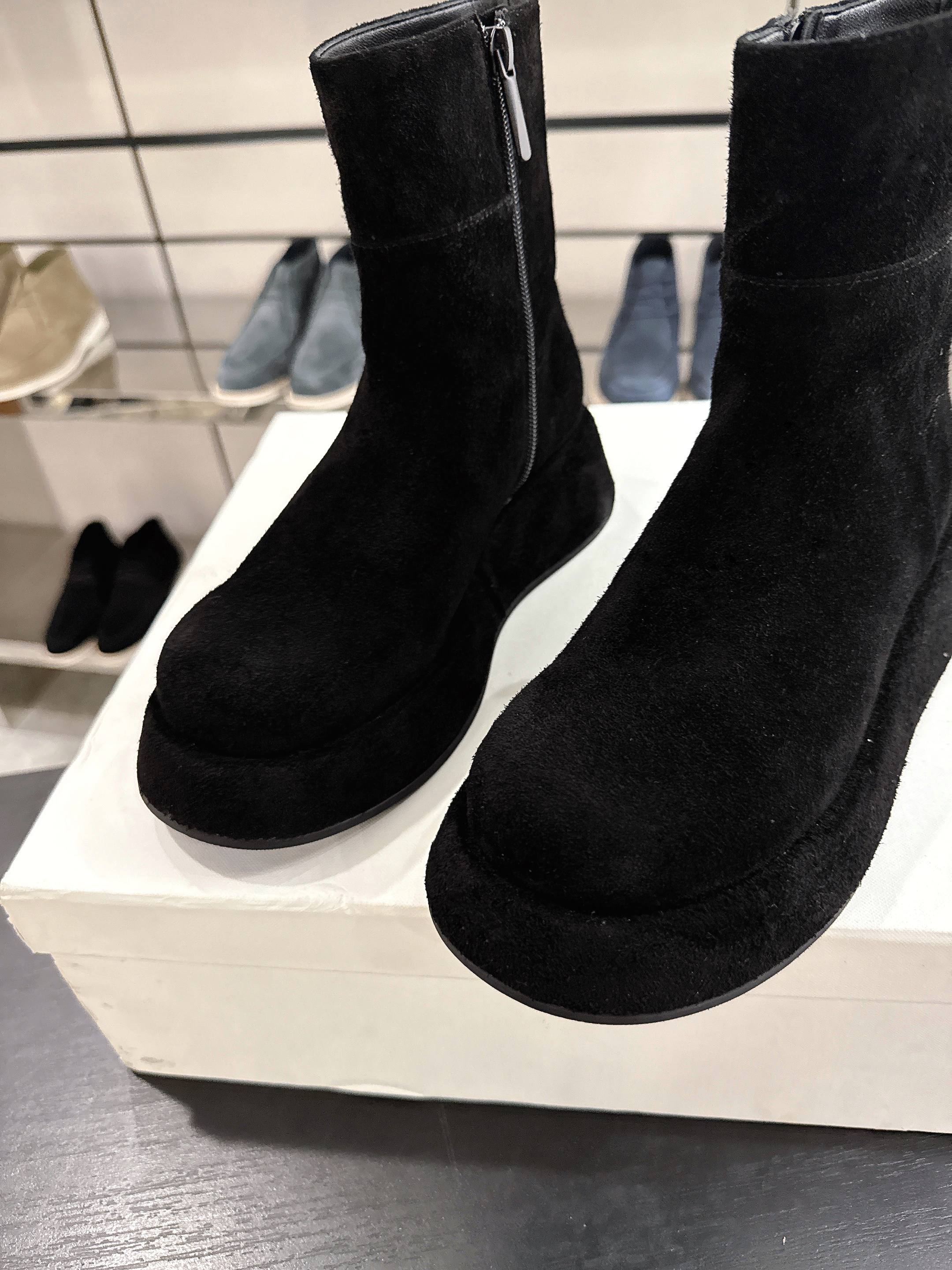 The Row SS2025. Boots  Black Suede 543371
