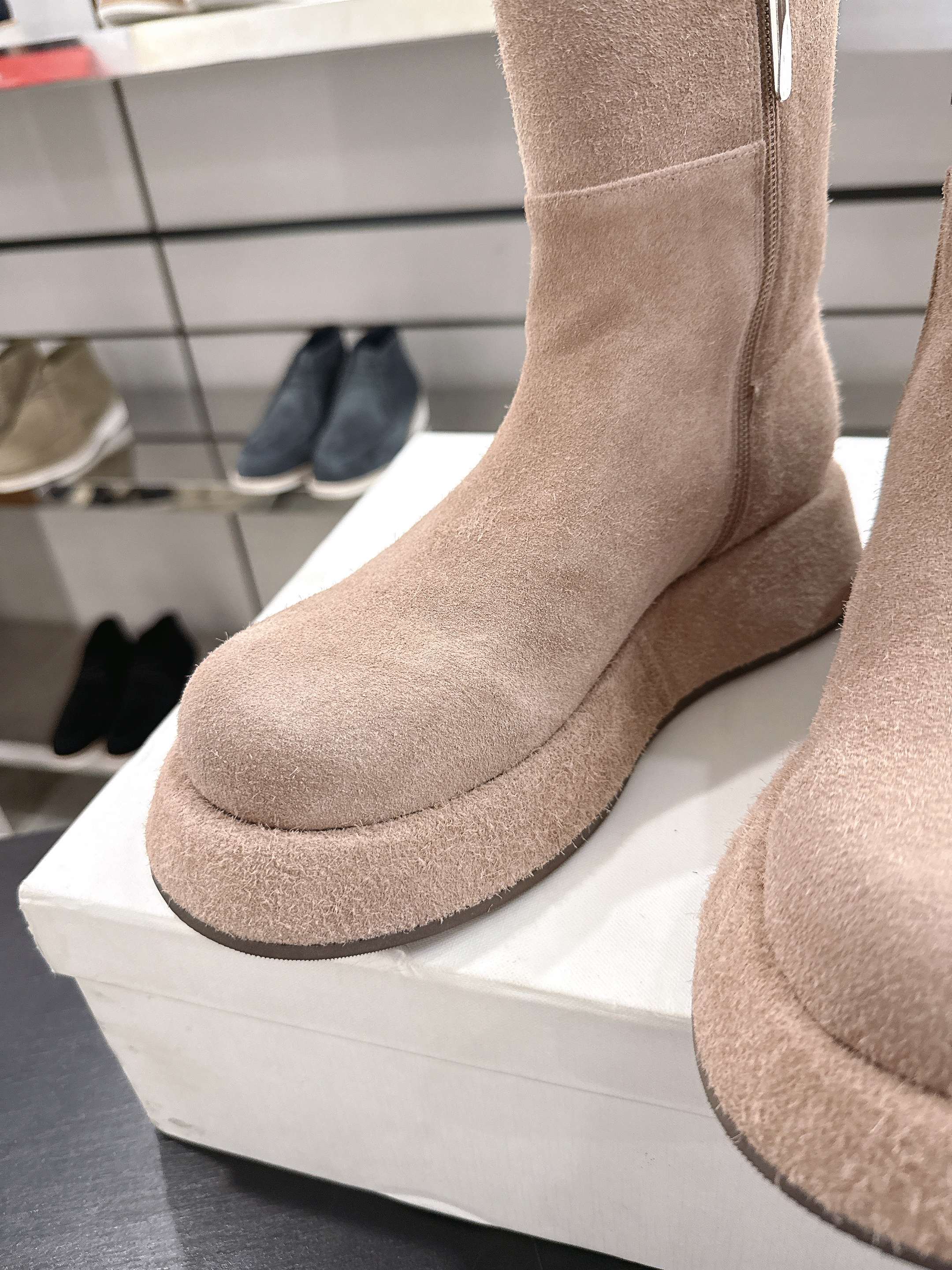 The Row SS2025. Boots  Brown Suede 543372