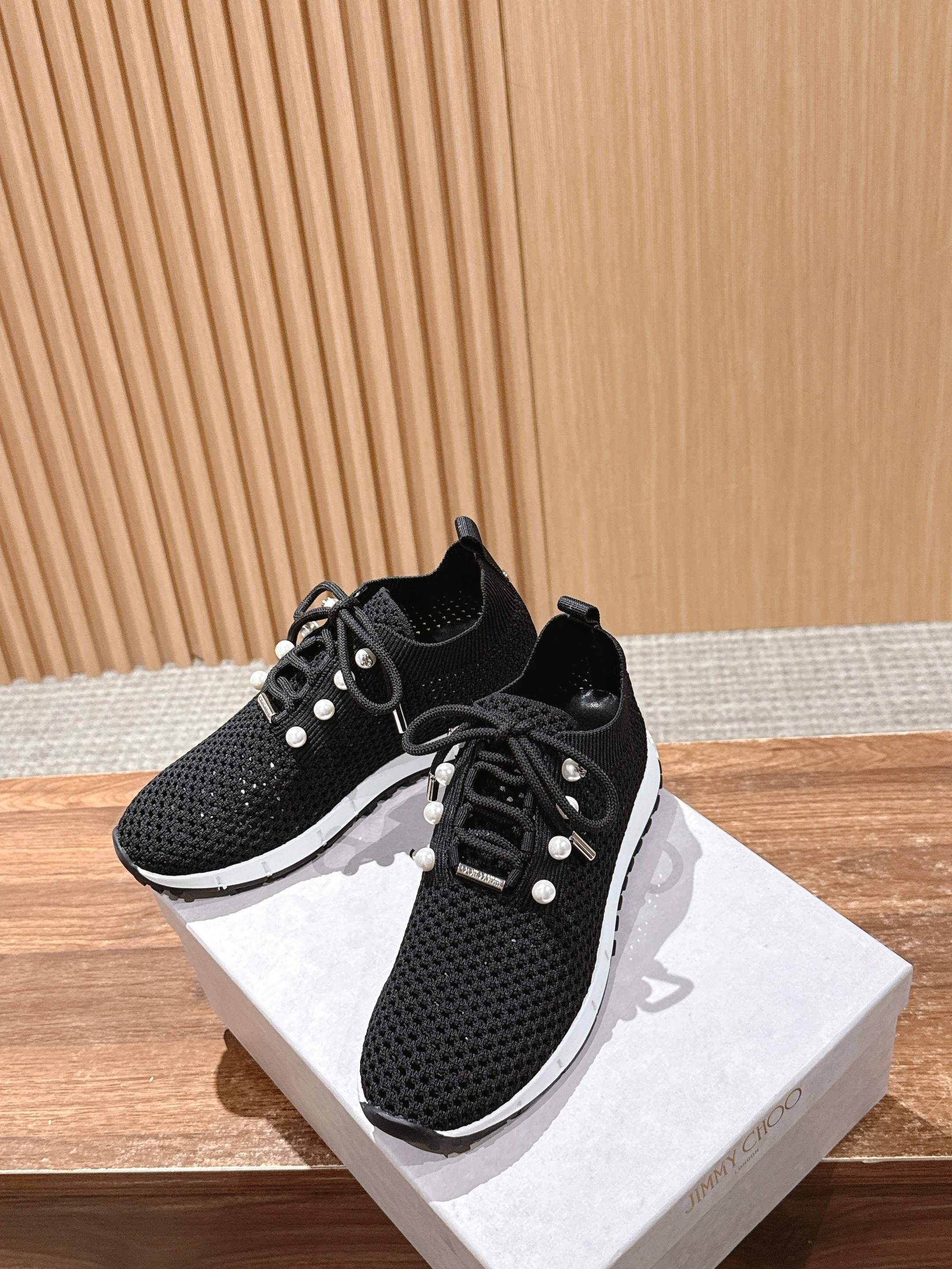 Jimmy Veles Pearl-Embellished Sneakers Black Lace Rubber 400159
