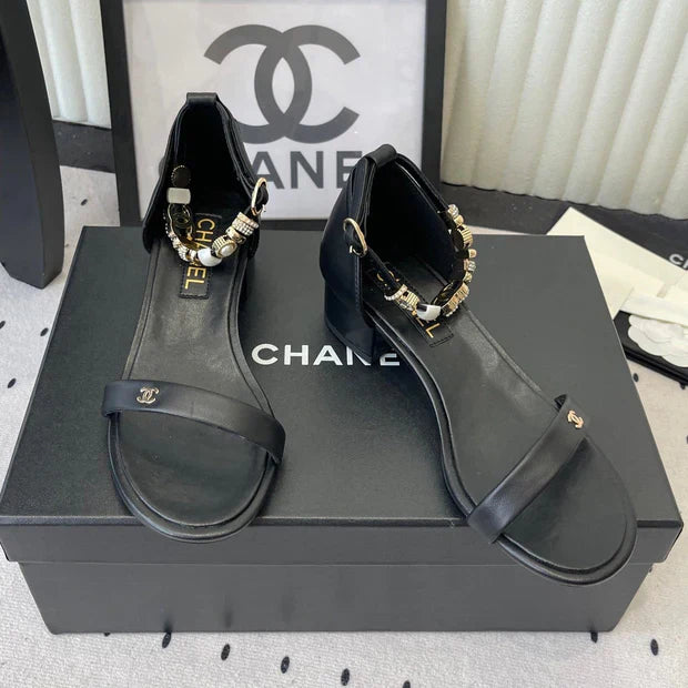 CC 26s Sandals 35 Black Sheepskin 650102