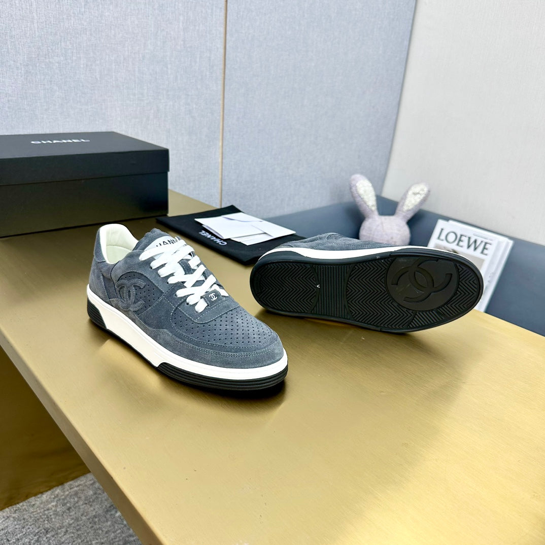 CC 24C Cruise Sneakers Grey Suede 980929