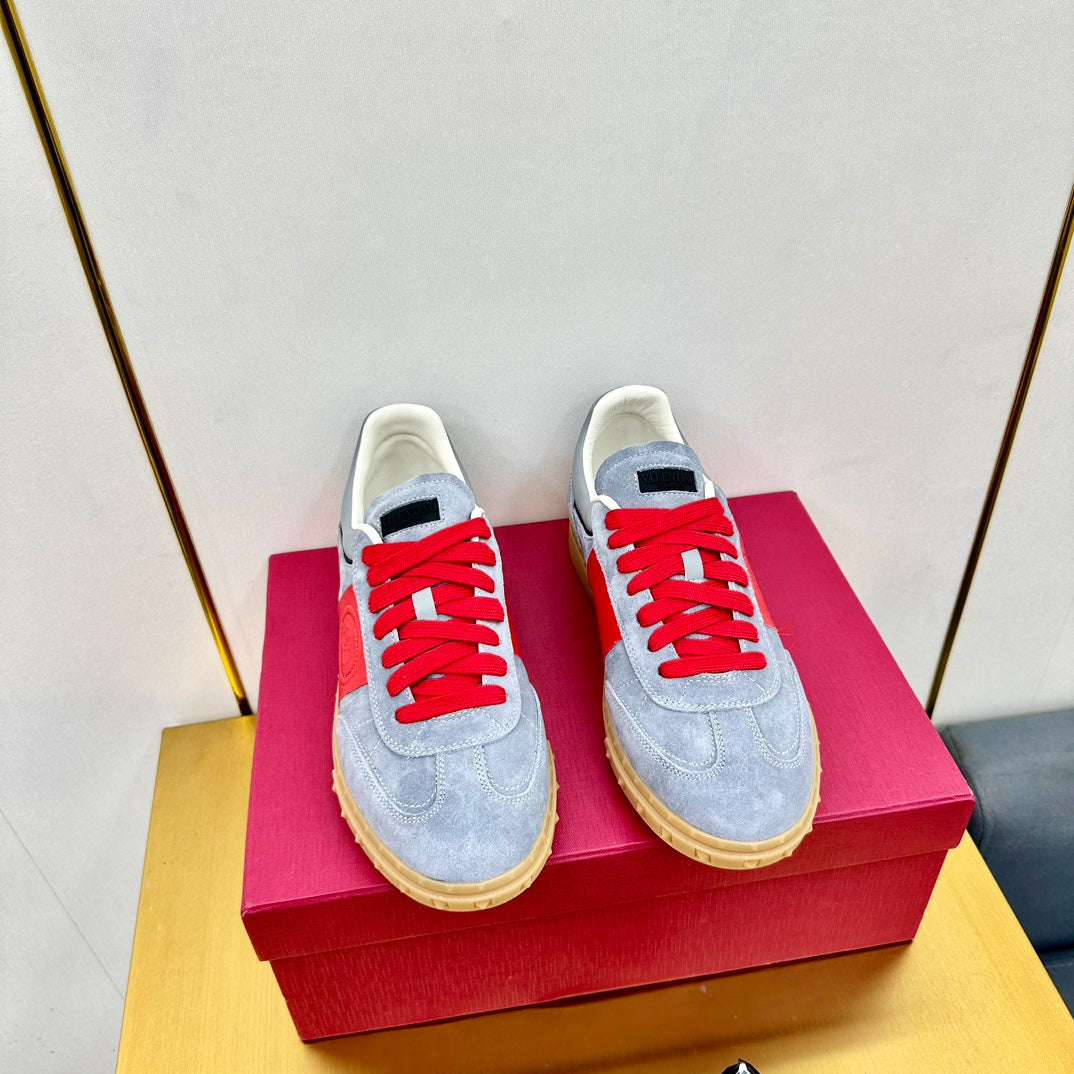 VT 26s Upvillage Sneakers Red Grey Suede Leather 927020
