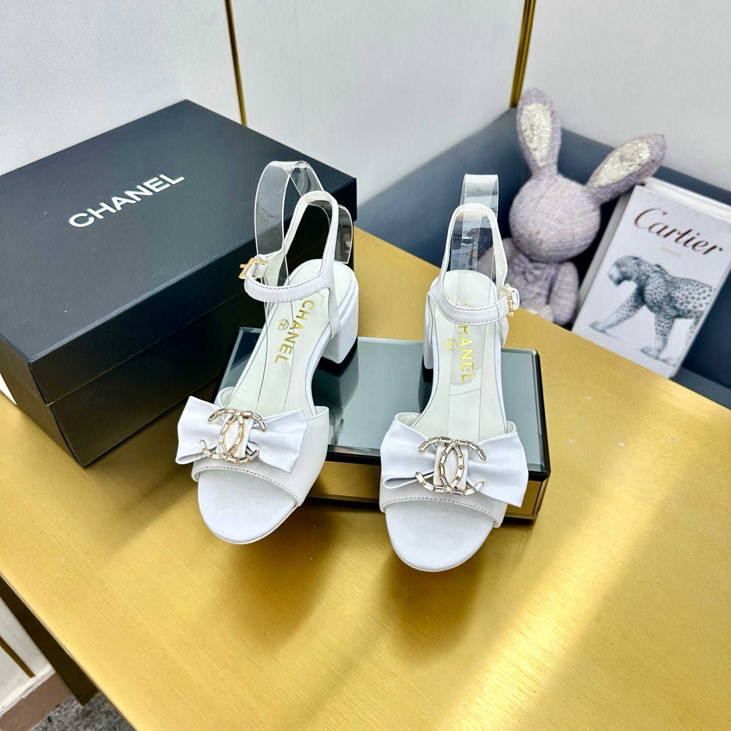 cc 25 bow sandal 50mm white sheepskin 238485