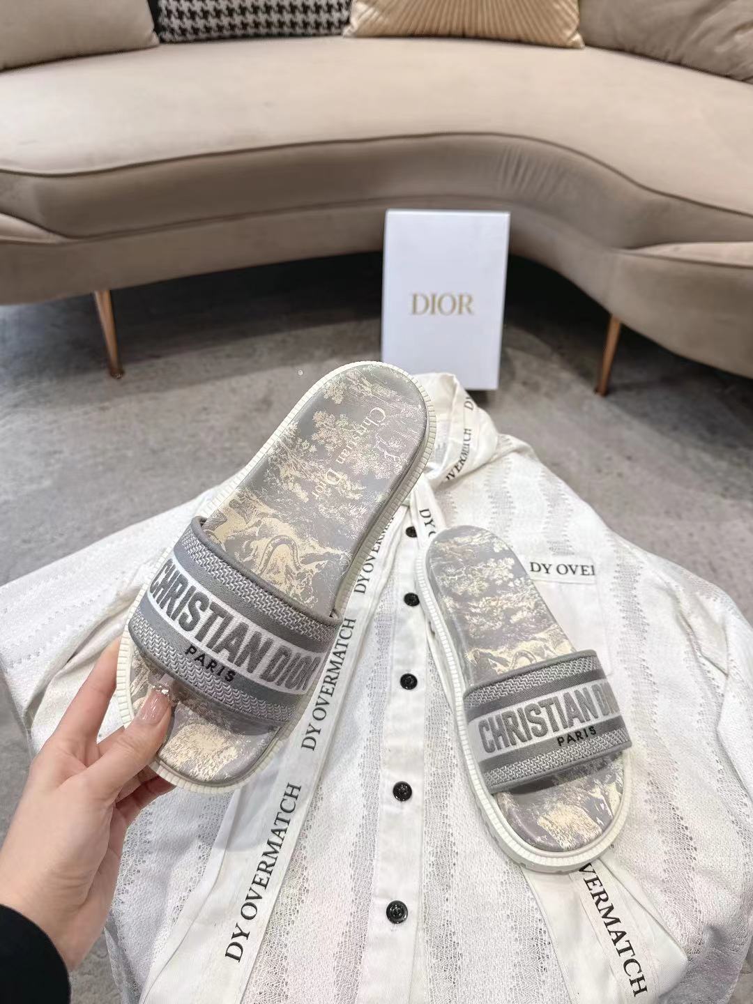 CD 26s Platform Sandals Grey Cream Leather Fabric 944465