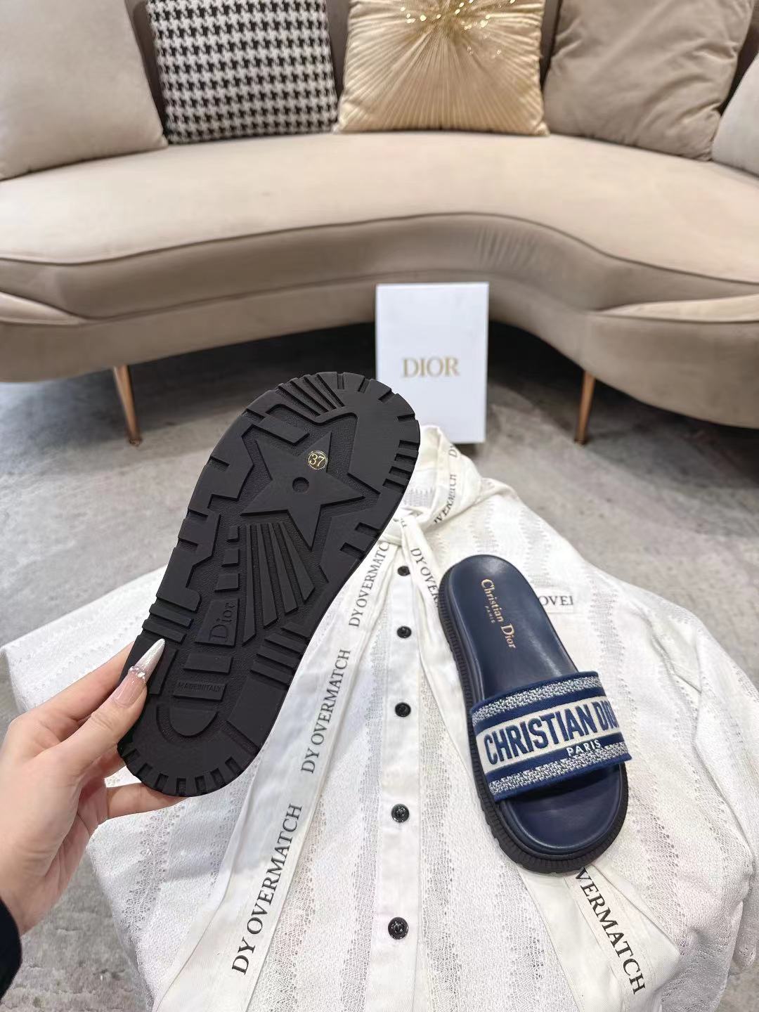 CD 26s Platform Sandals Navy Blue Cream Leather Fabric 944464