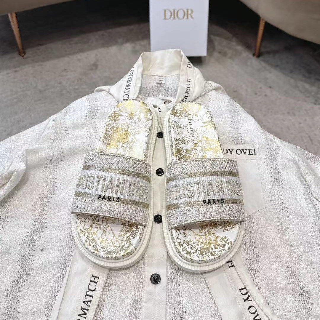 CD 26s Platform Sandals Grey Gold White Leather Fabric 944457