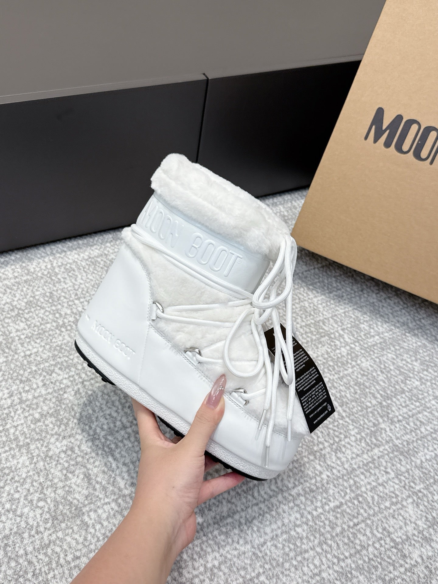 Moon Boot Icon Low Fur White Leather Faux Fur 515593