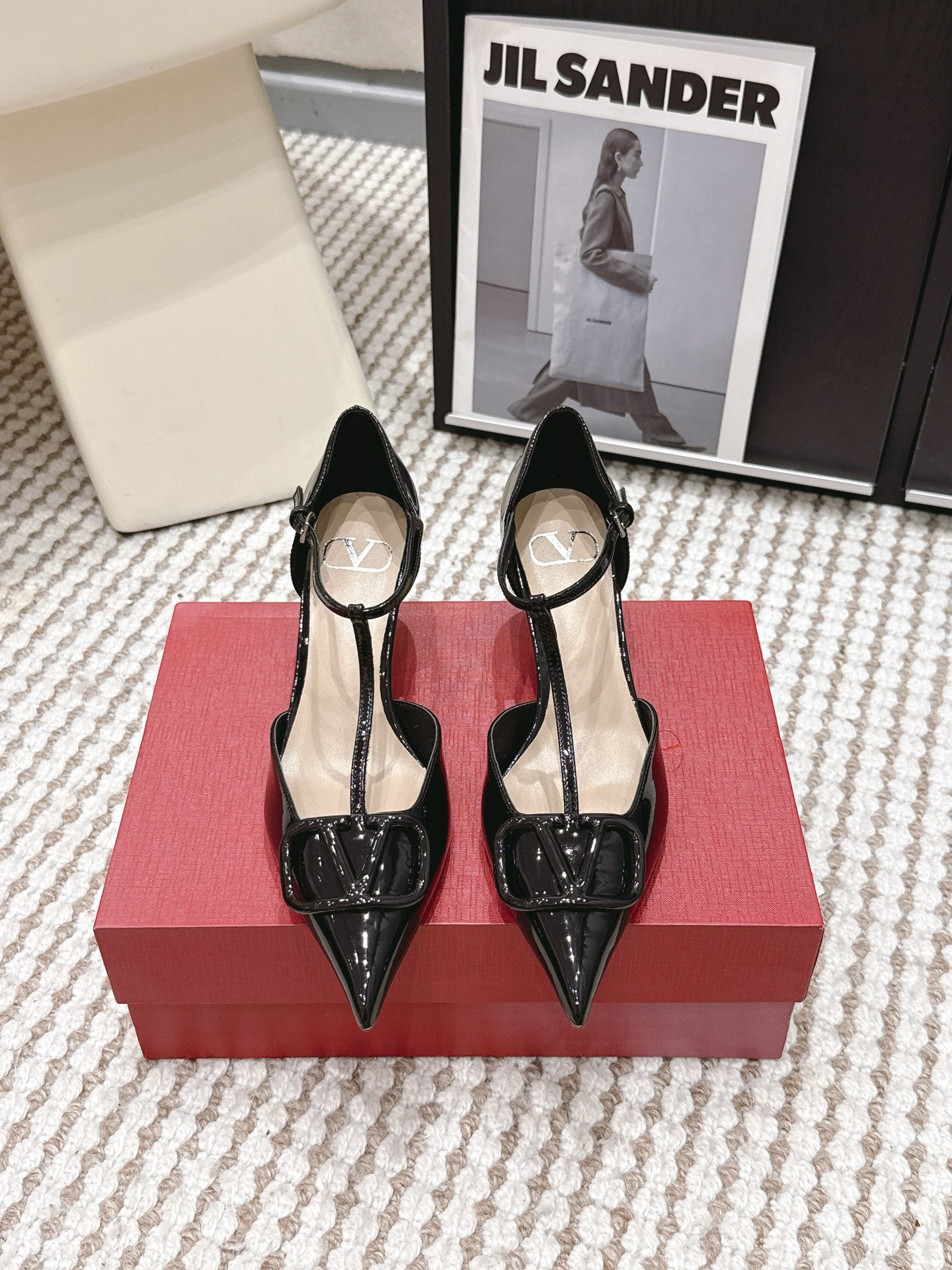 VT 26s T-Strap Slingback Black Patent Leather 722235