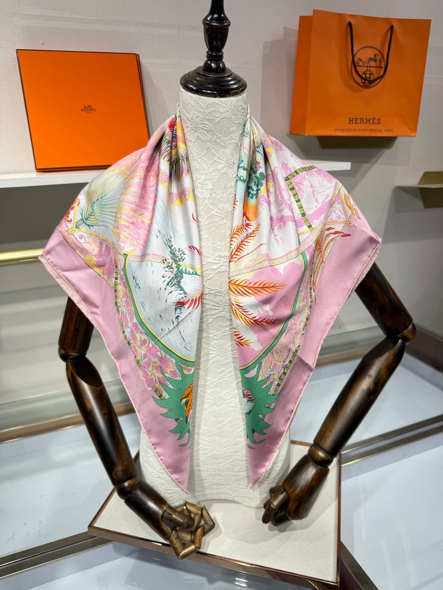 HM Aloha Scarf 90x90 Pink Colorful Twill Silk 209508