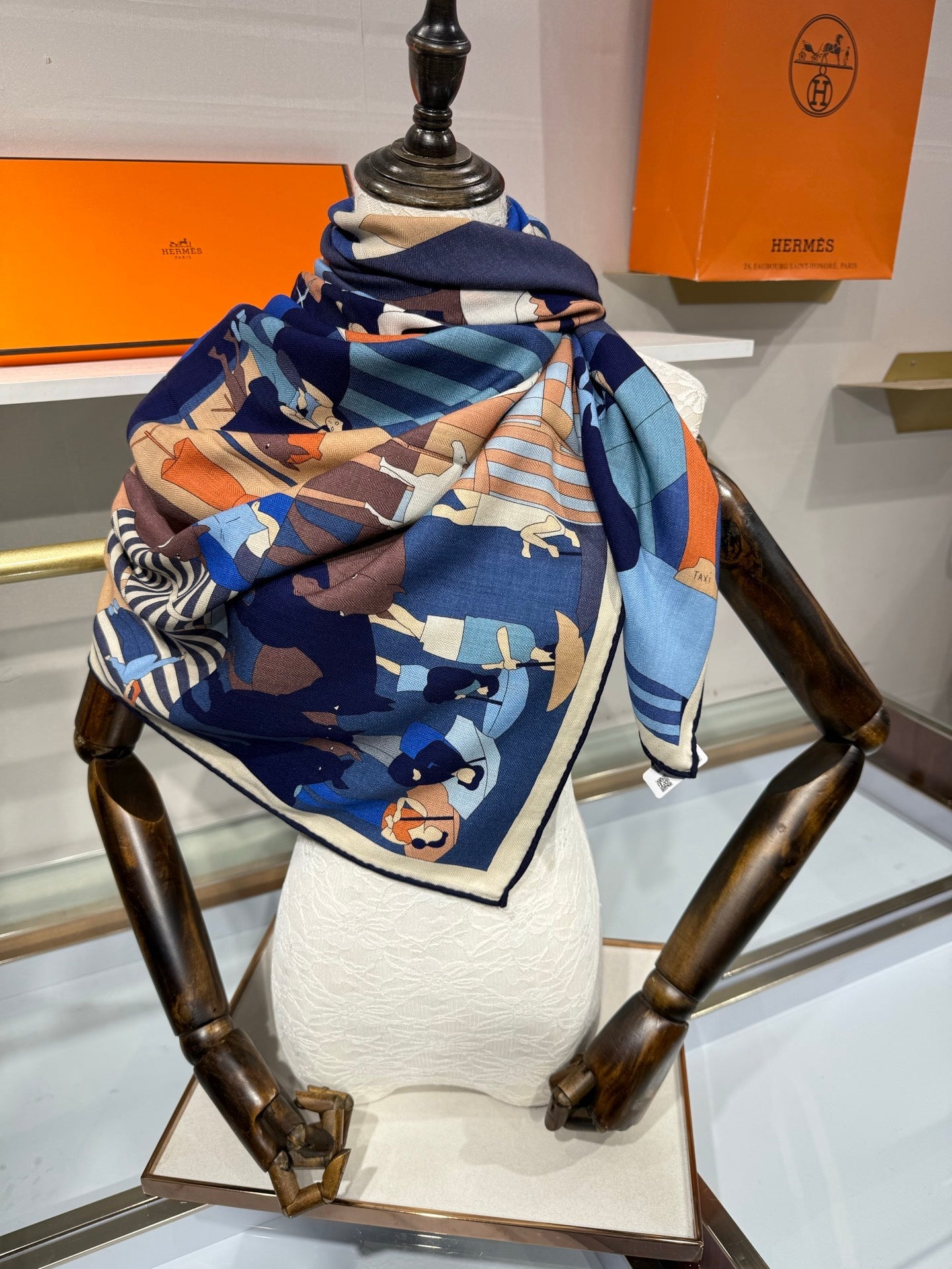 HM 26s 140x140cm Mon Cheval et Moi Scarf Cashmere Silk 214223