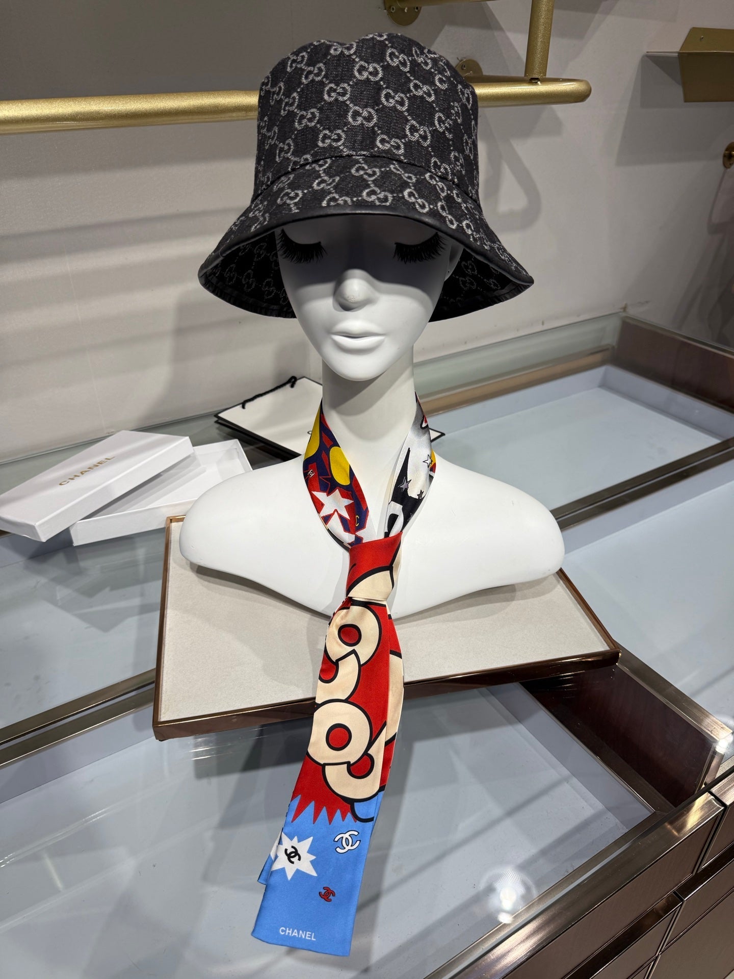 CC 26s Pop Art Comic Book Scarf 6*120cm Silk 215592