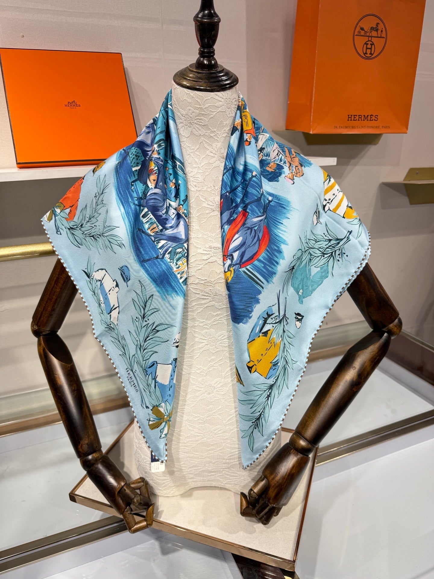 HM 26s Champ de Courses a Chantilly Scarf 90x90 Mulberry Silk 215603