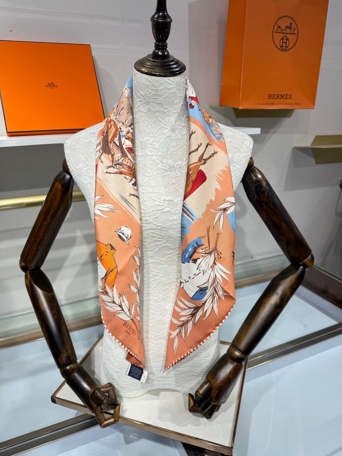 HM 26s Champ de Courses a Chantilly Scarf 90x90 Mulberry Silk 215607