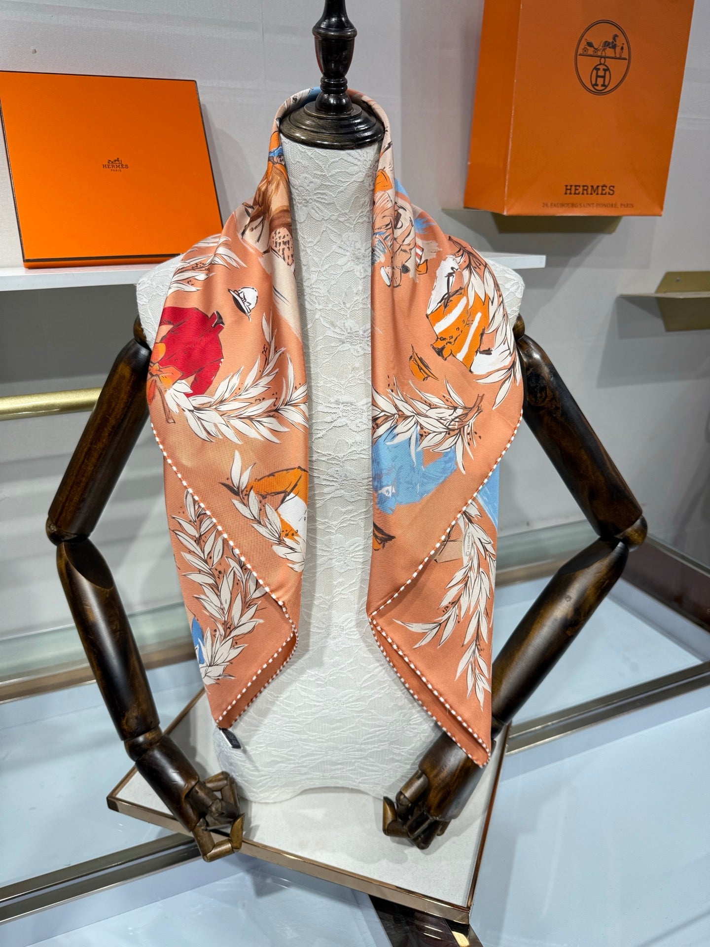 HM 26s Champ de Courses a Chantilly Scarf 90x90 Mulberry Silk 215607