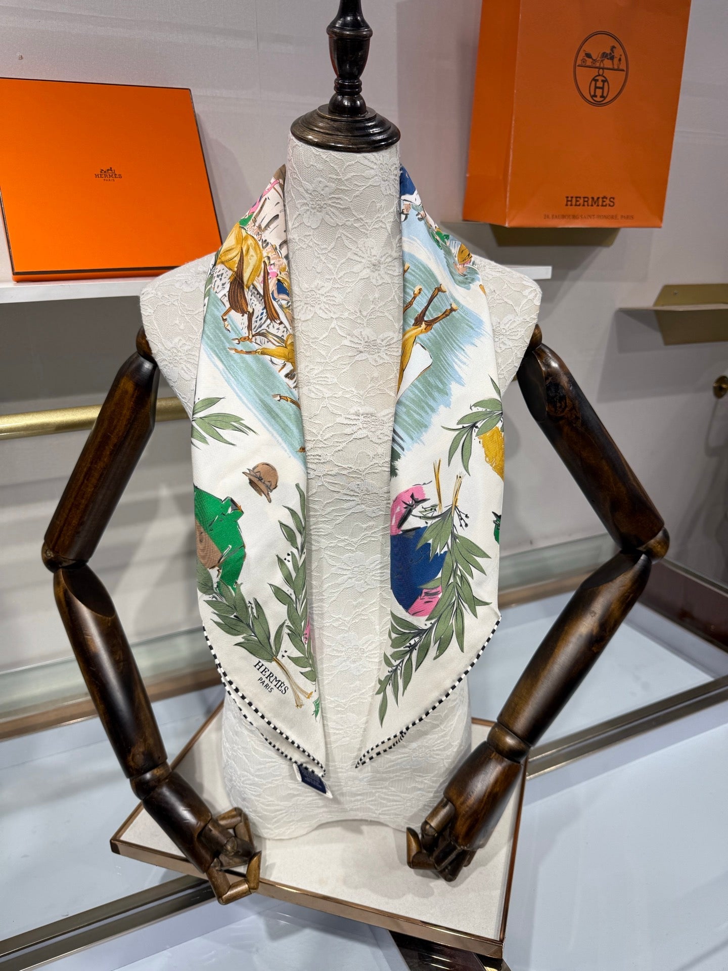 HM 26s Champ de Courses a Chantilly Scarf 90x90 Mulberry Silk 215611