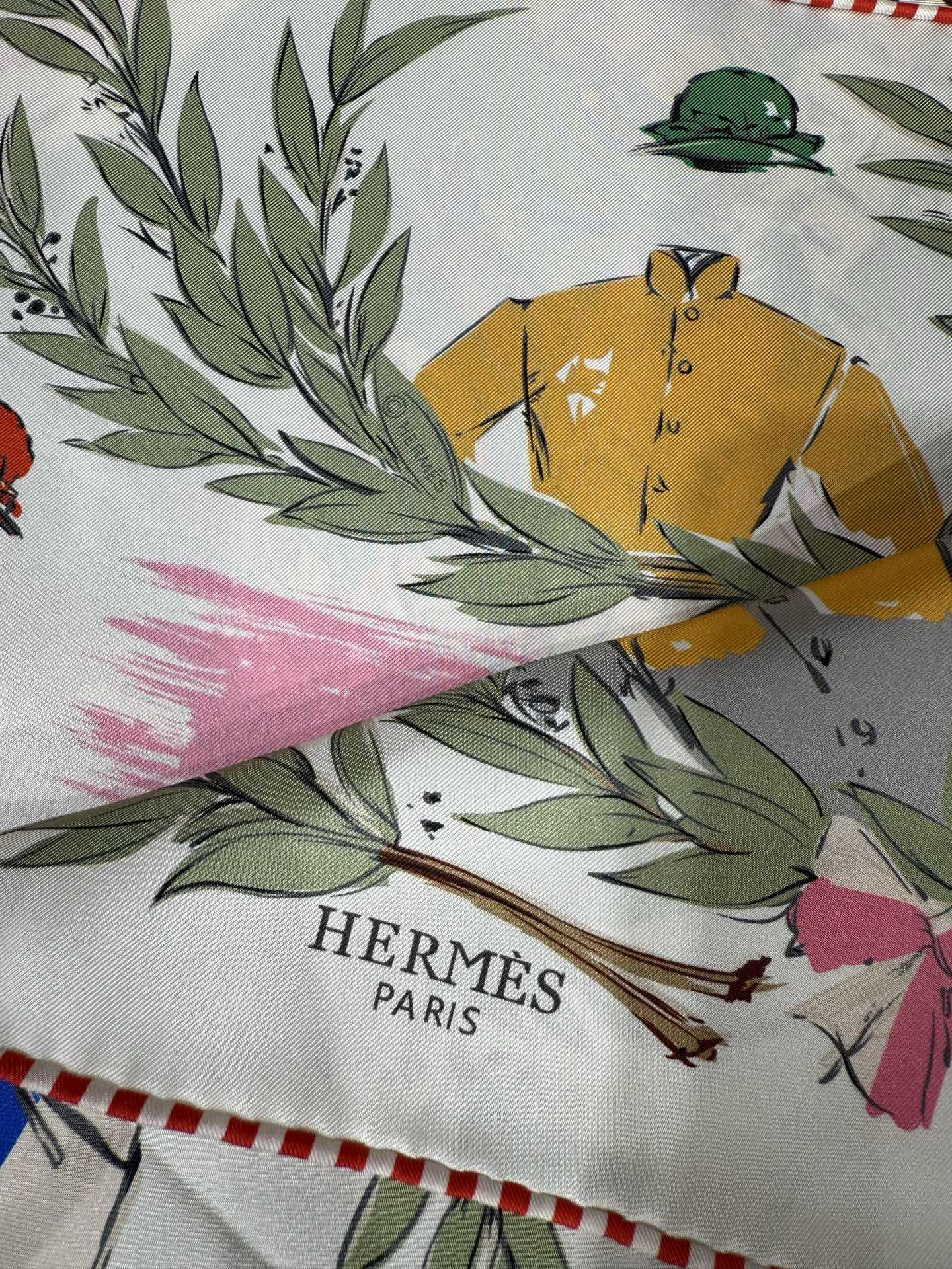 HM 26s Champ de Courses a Chantilly Scarf 90x90 Mulberry Silk 215634