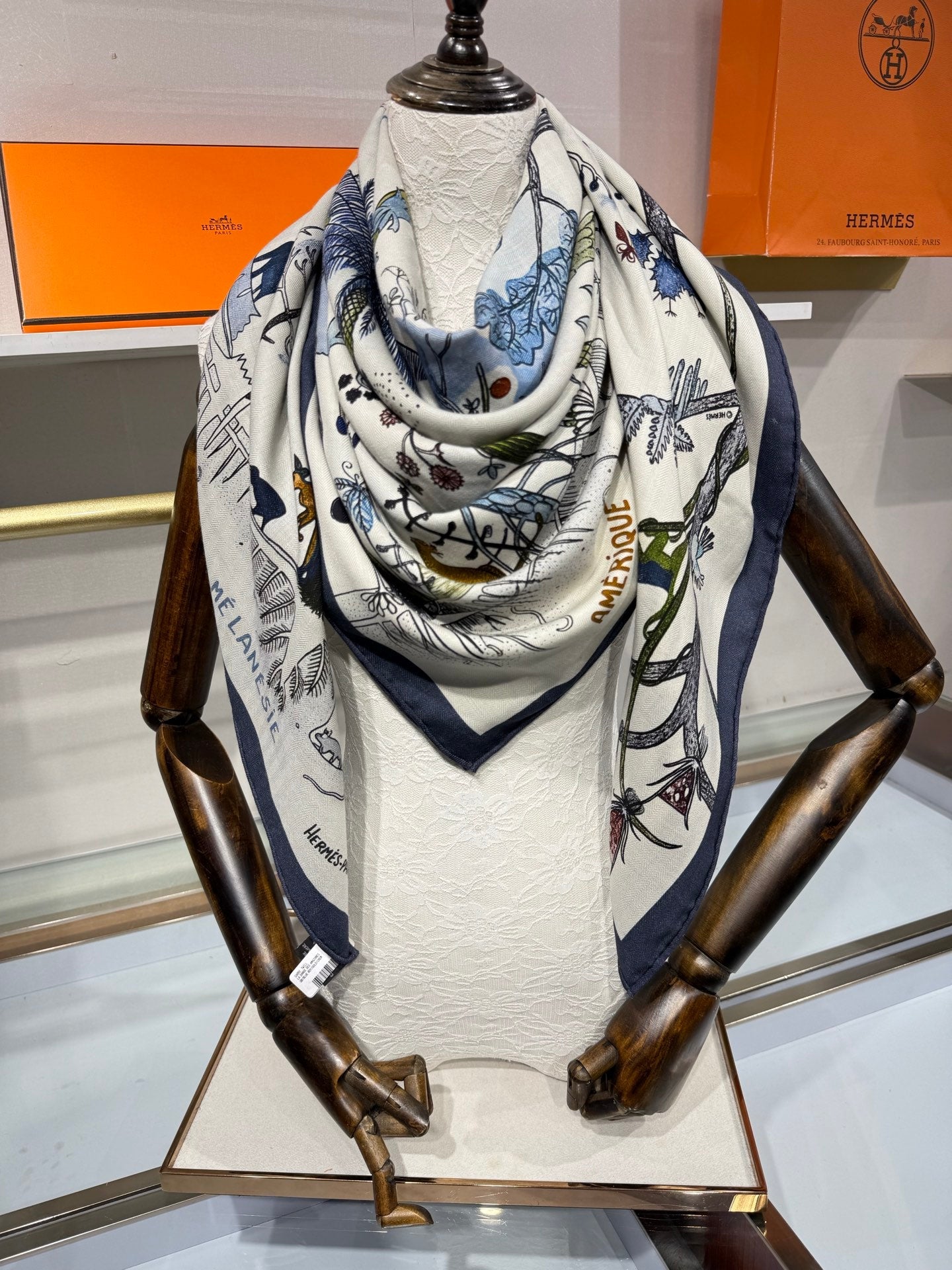 HM 26s Scarf 140 In Cashmere And Silk 216601