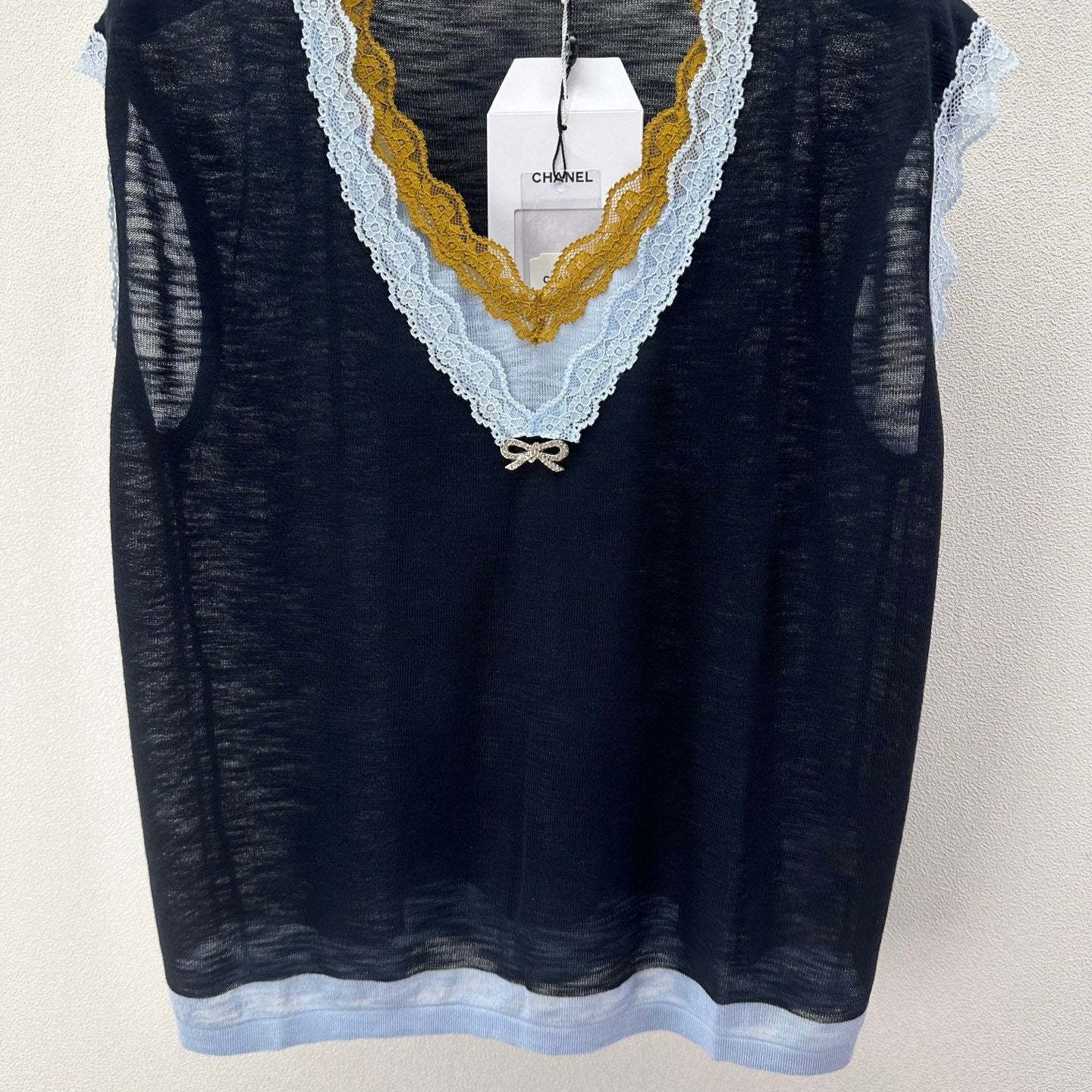 CC 26s V-neck Vest Black Wool Acrylic Nylon 395466