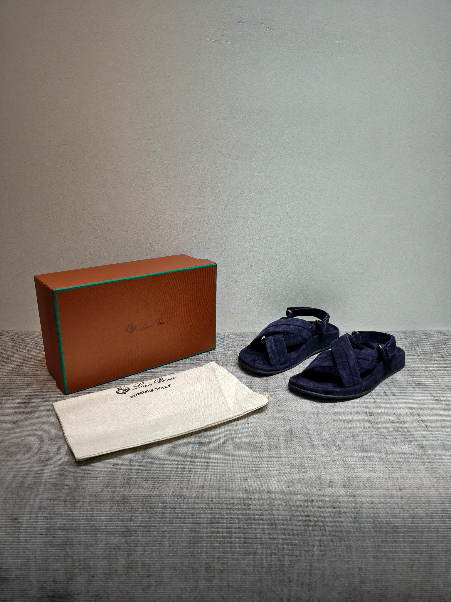 LP 26s Hector Sandal Dark Blue Suede 864860