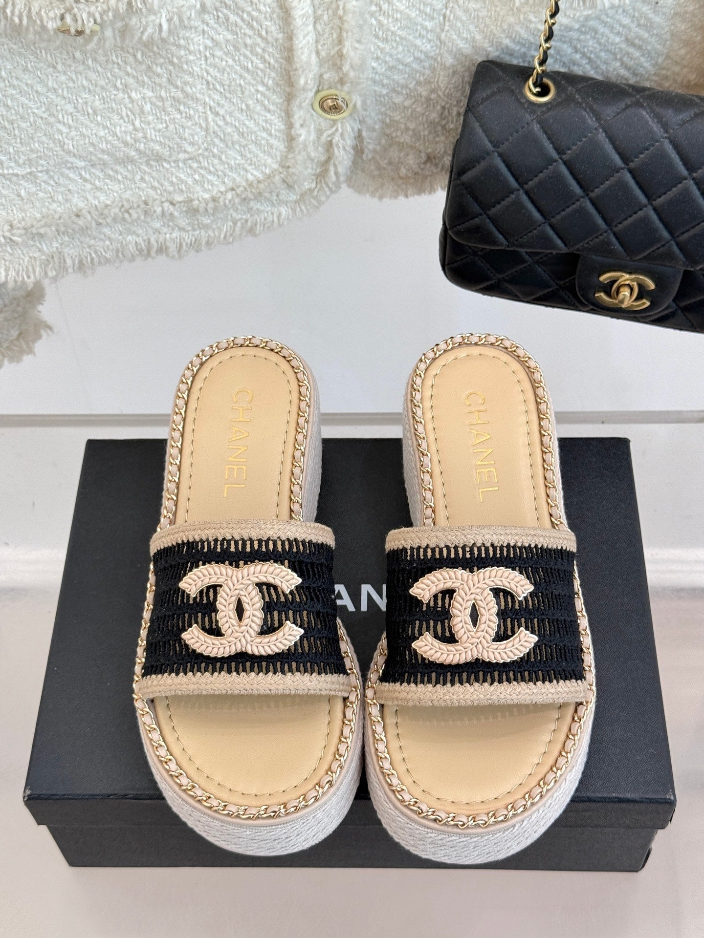 CC Mesh Hollow Chain Double C Thick-Soled Slippers 70mm Beige Black 265650