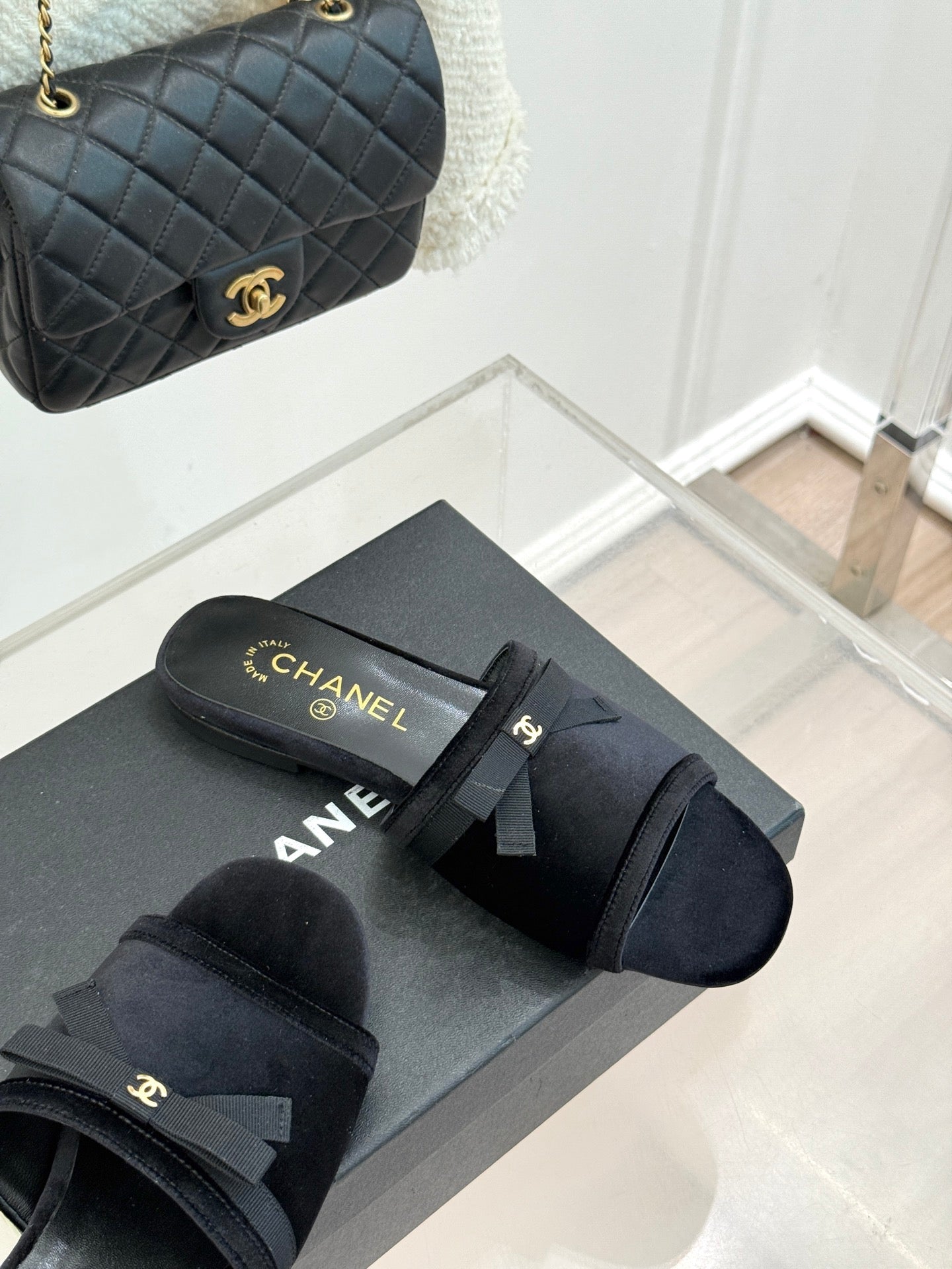 CC 26S Double C Bow Braid Slippers Black Velvet 717786