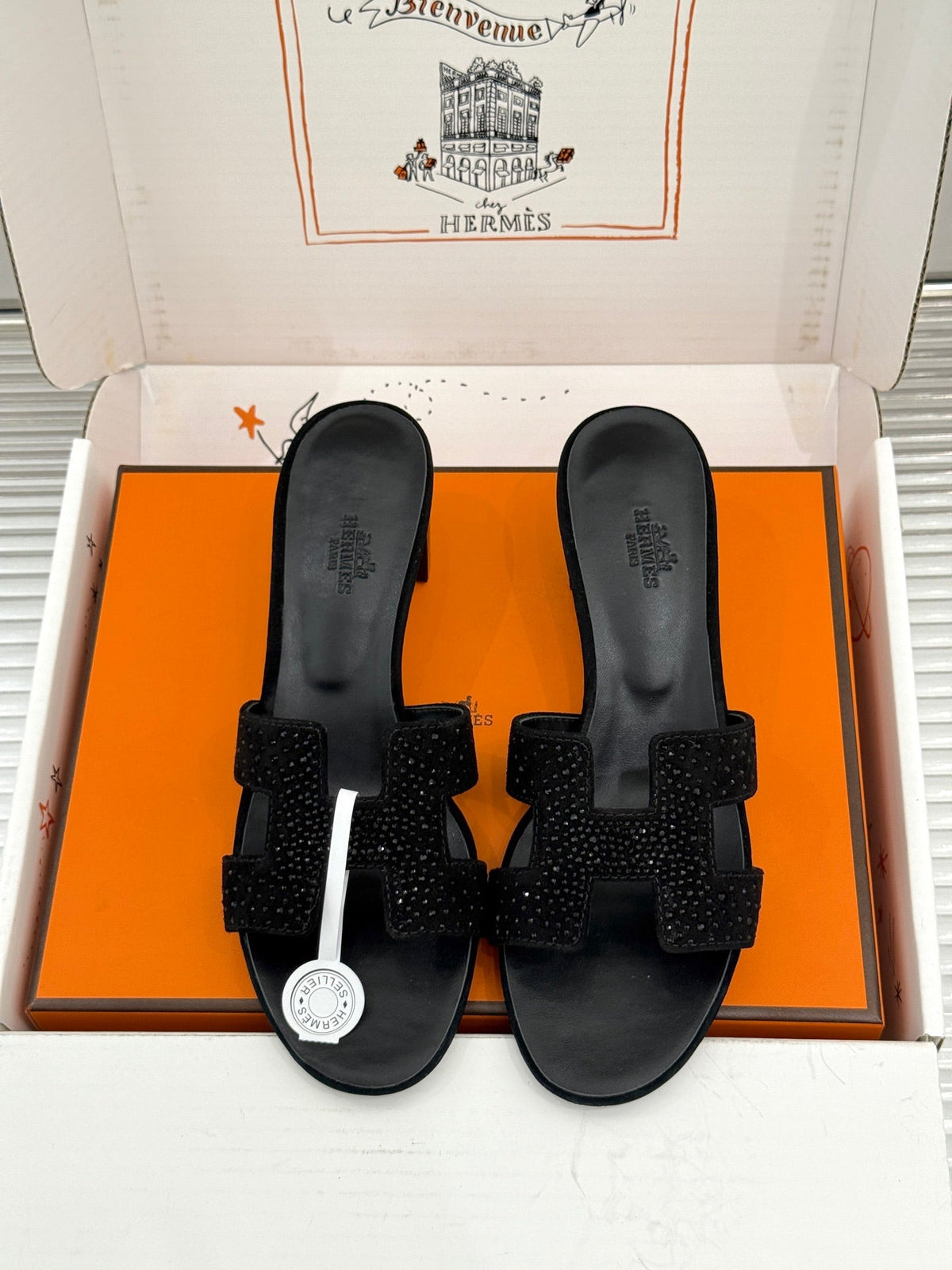 HM 26s Oran Sandals 5cm With Crystal-Embellished Suede 991872