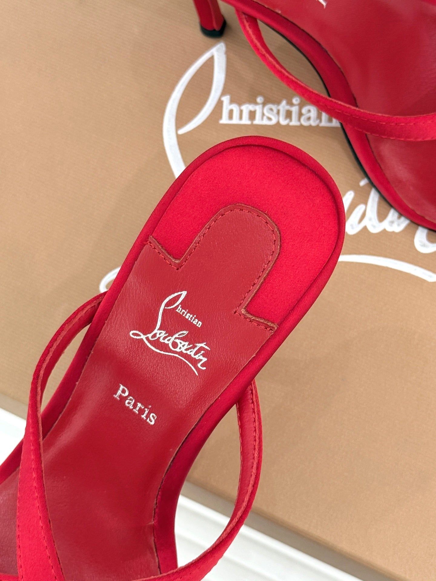 CL 26s Mulazee Cross Mules 8cm Red Satin Leather 991534