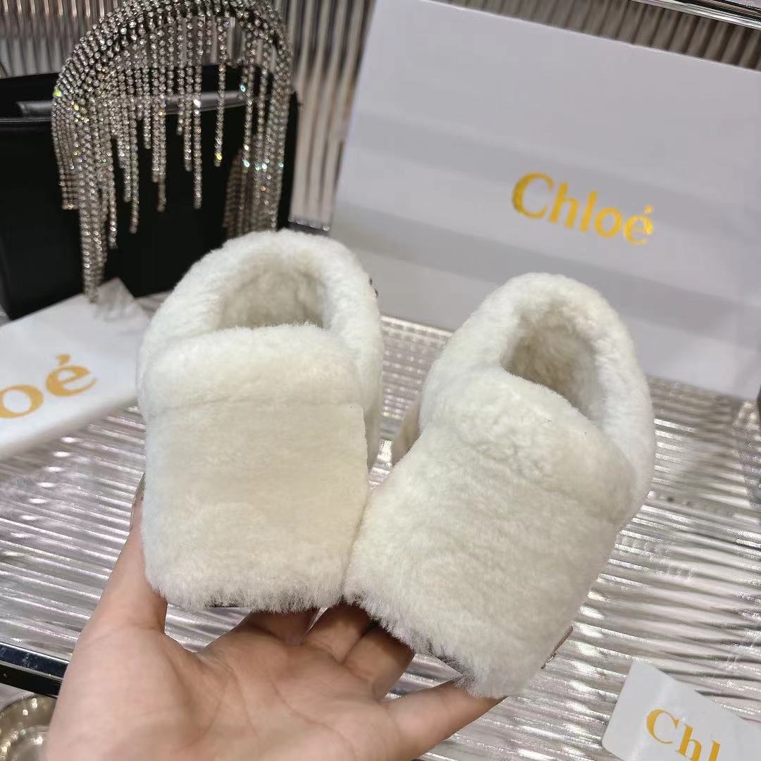 Chloé 26S High-Heeled Mules in Cream White Wool