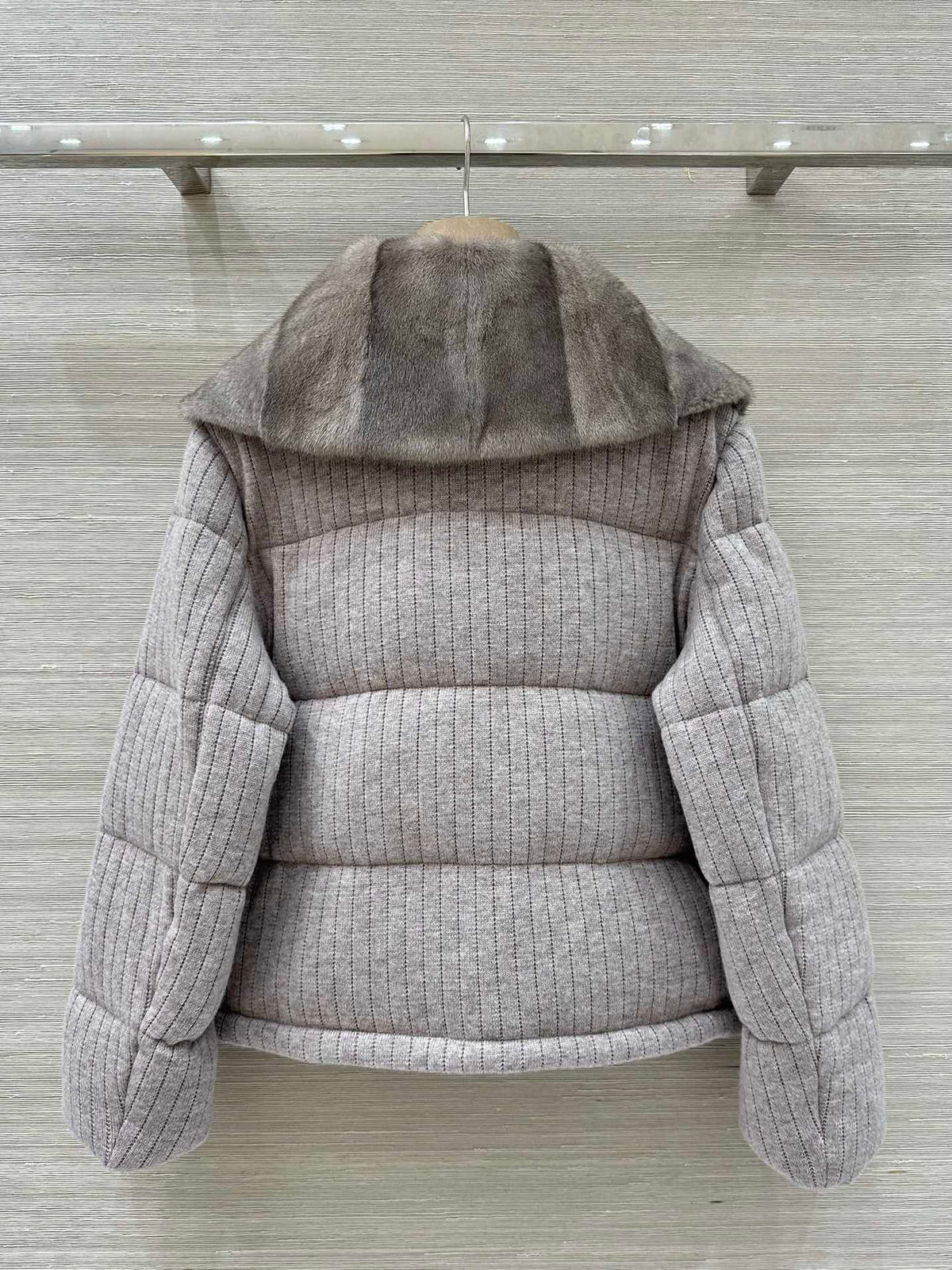 LP 26s Knit Puffer Jacket Light Grey Fur Collar 427318