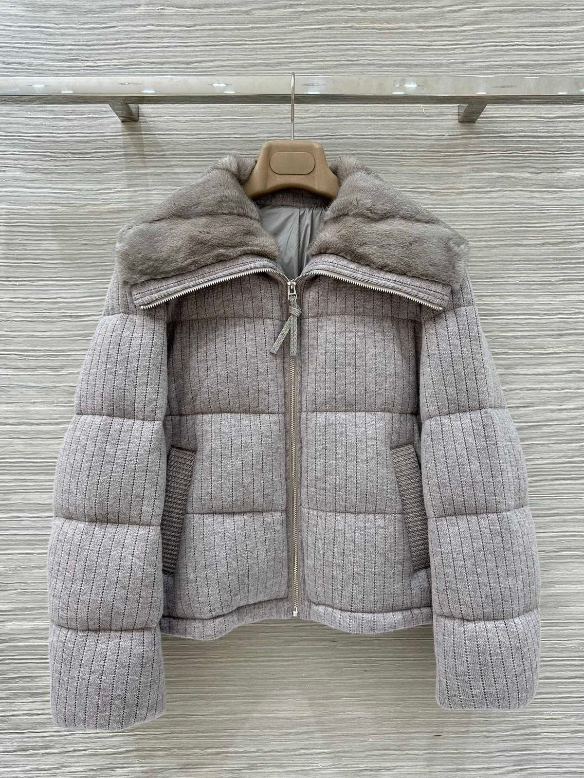 LP 26s Knit Puffer Jacket Light Grey Fur Collar 427318